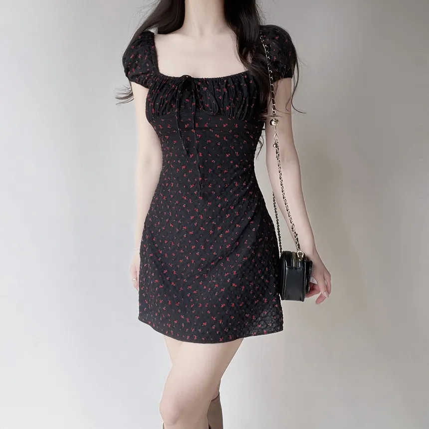 シャーリングパフスリーブ半袖ミニリボン小花柄ワンピース | mirangmirang | 詳細画像24