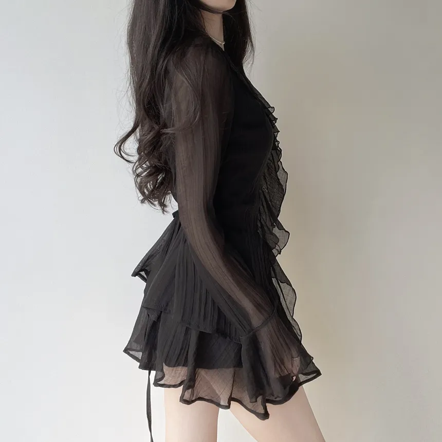 シースルーVネックラッフル長袖ボタンミニバックリボンウエストゴムセットアップ | mirangmirang | 詳細画像12