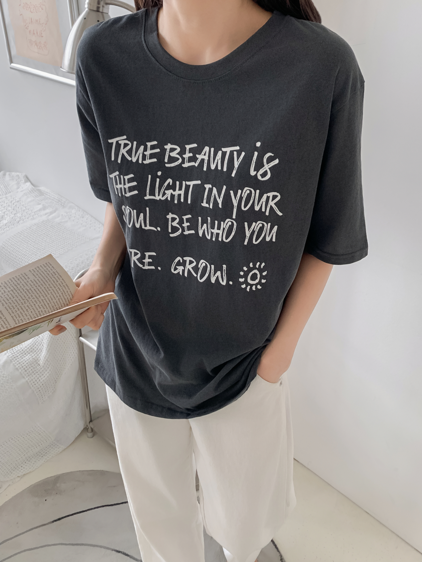 コットンラウンドネック半袖レタリングTシャツ | 詳細画像11