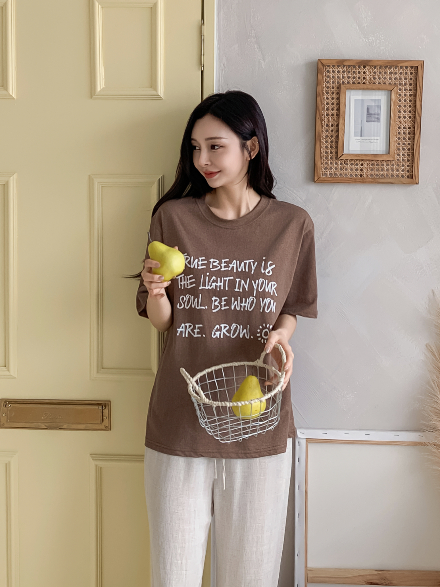 コットンラウンドネック半袖レタリングTシャツ | 詳細画像21