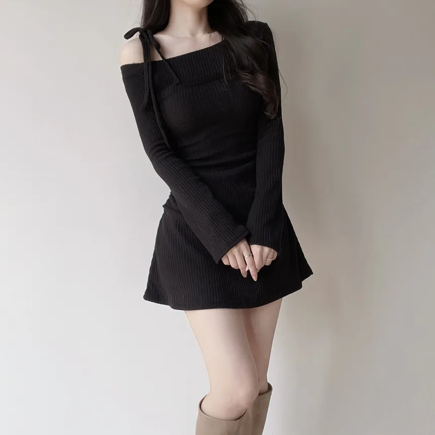 ニットリブドローストリング長袖ミニシャーリングワンピース | mirangmirang | 詳細画像15