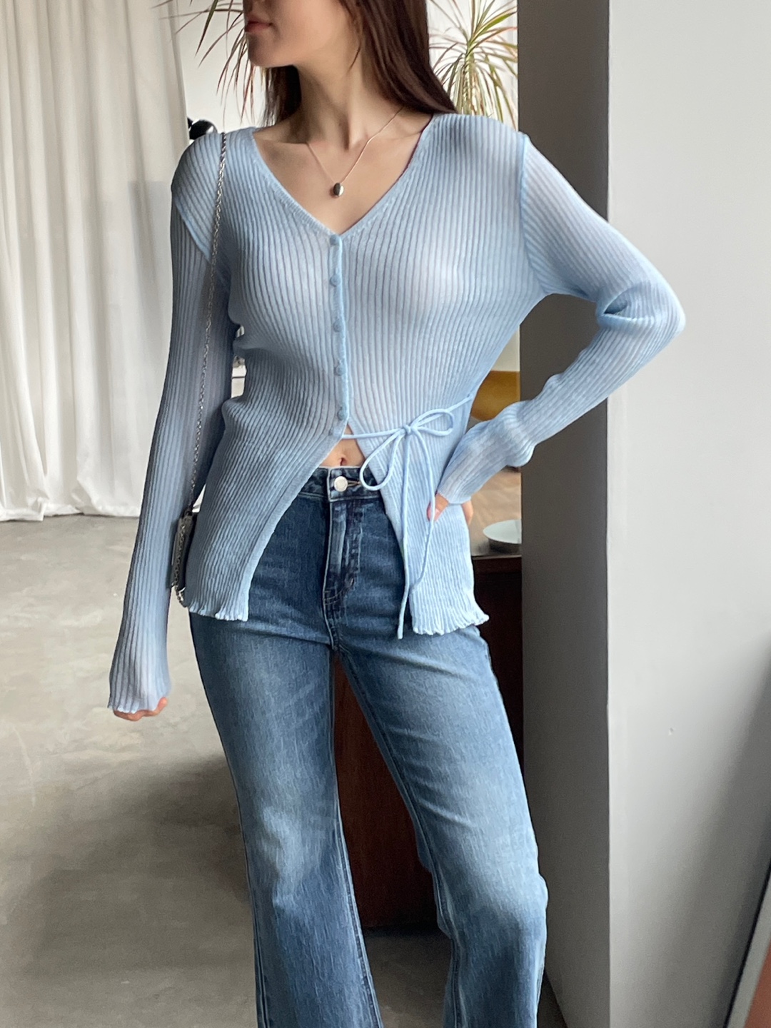 リブブークレボタンストラップVネックメロウスリットスリム長袖無地カーディガン | 詳細画像7