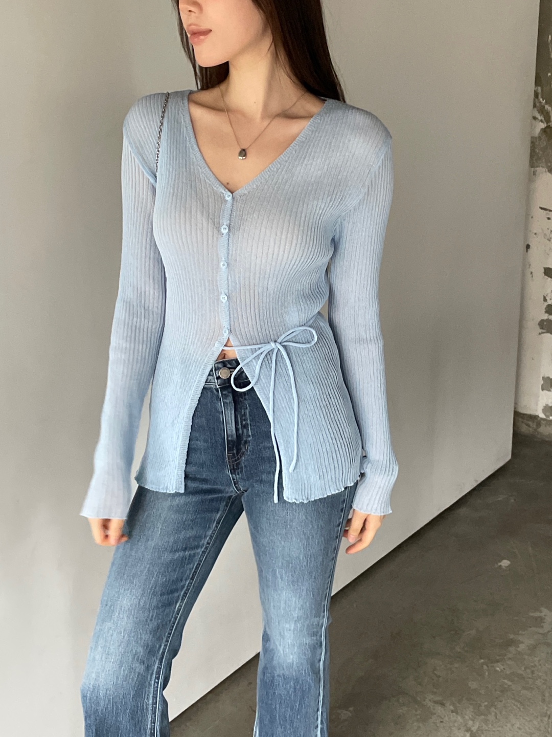 リブブークレボタンストラップVネックメロウスリットスリム長袖無地カーディガン | 詳細画像13