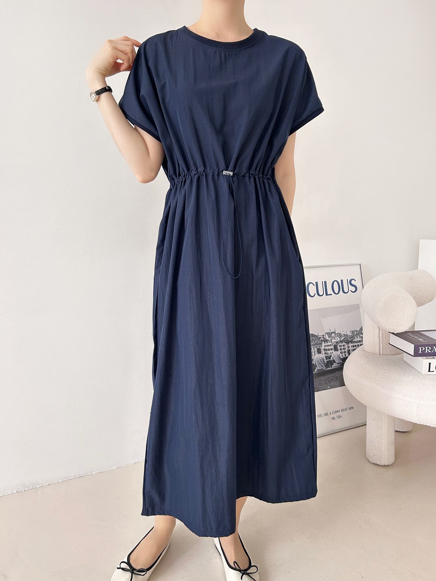 ラウンドネックシャーリングフレンチスリーブドローコードロング半袖フレアAライン無地ワンピース | 詳細画像22