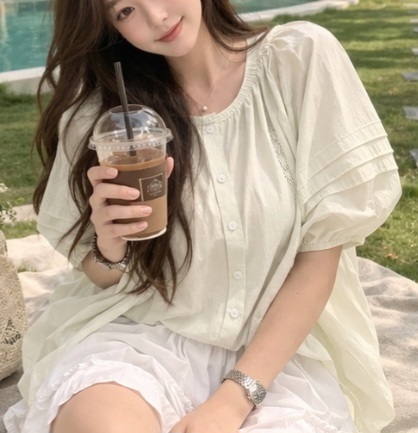 ボタンラウンドネックピンタックパフスリーブルーズ半袖刺繍ブラウス | 詳細画像6