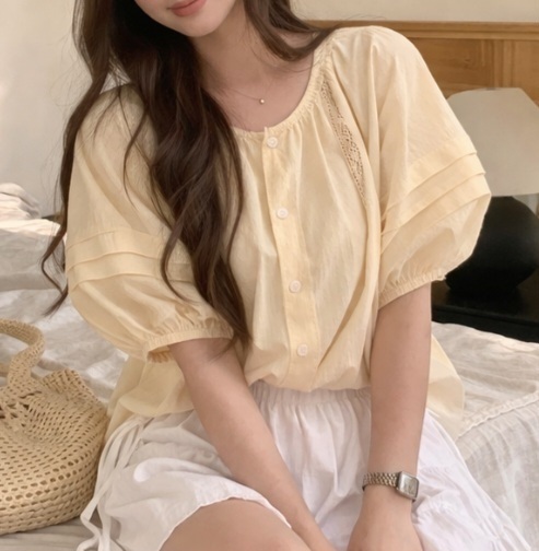 ボタンラウンドネックピンタックパフスリーブルーズ半袖刺繍ブラウス | 詳細画像7