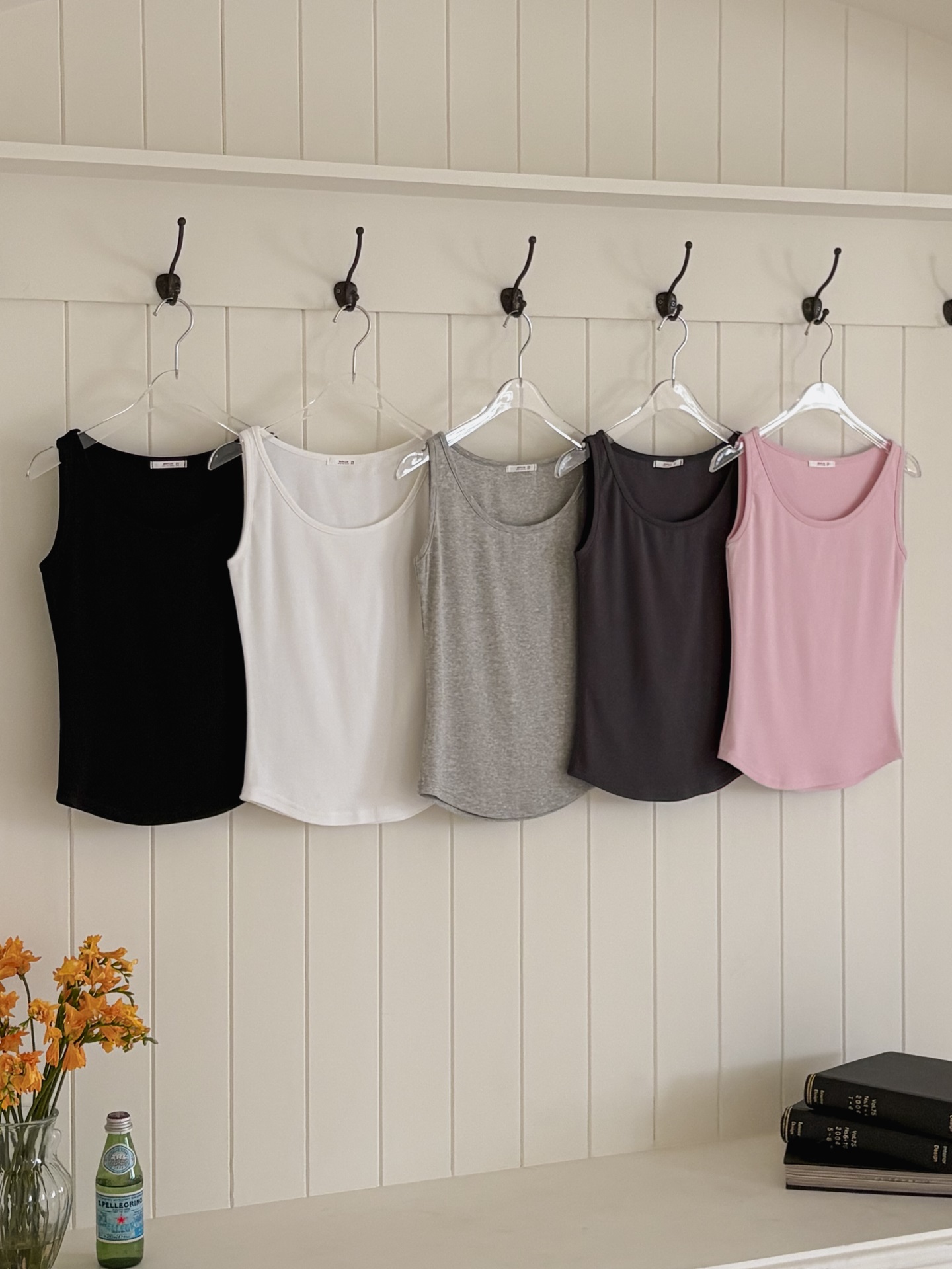 ラウンドネックベーシックスリムノースリーブ | 詳細画像16