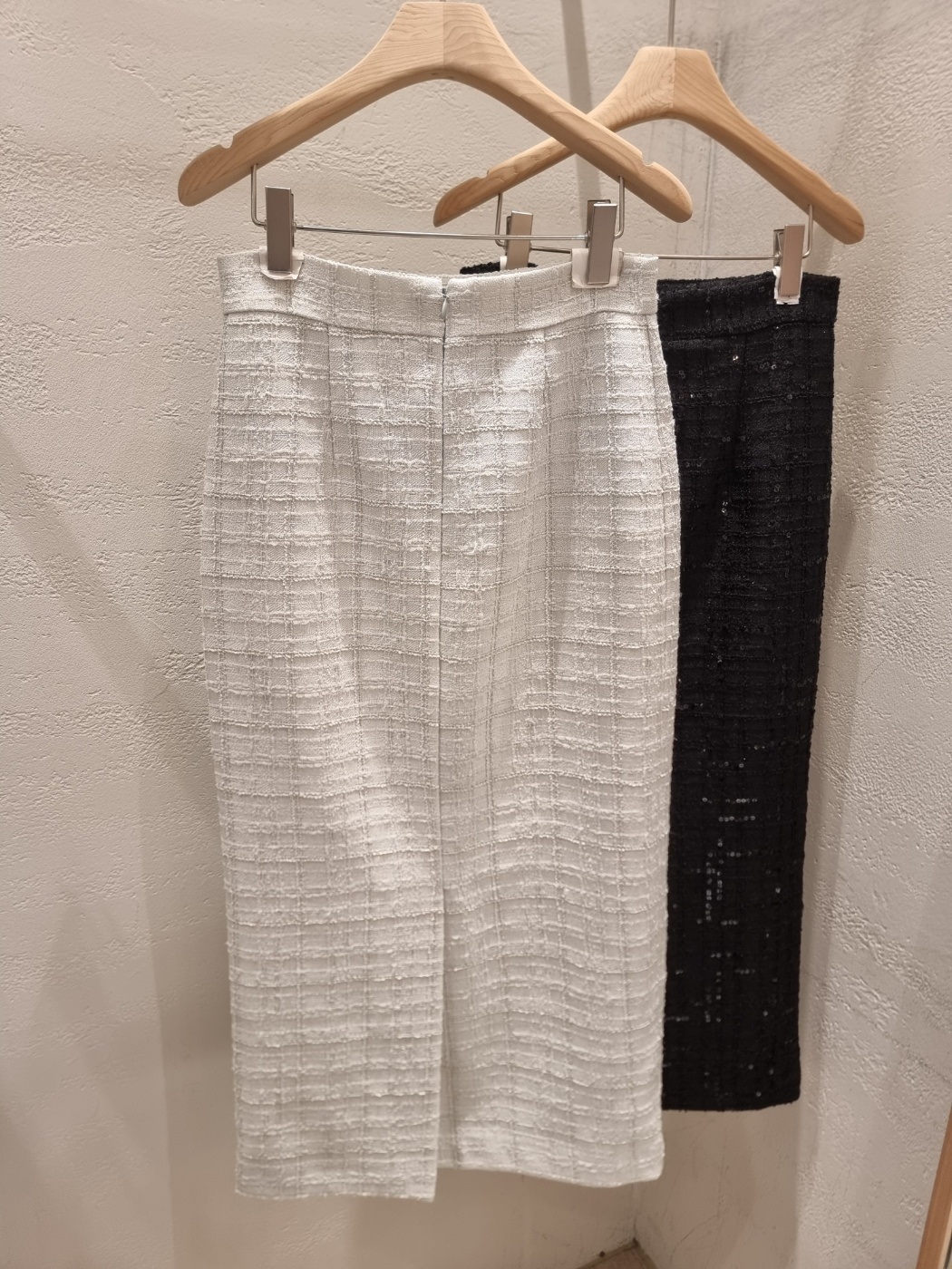 ツイードスパンコールラウンドネックノーカラースリット肩パッドロングセットアップスカートジャケット | 詳細画像25