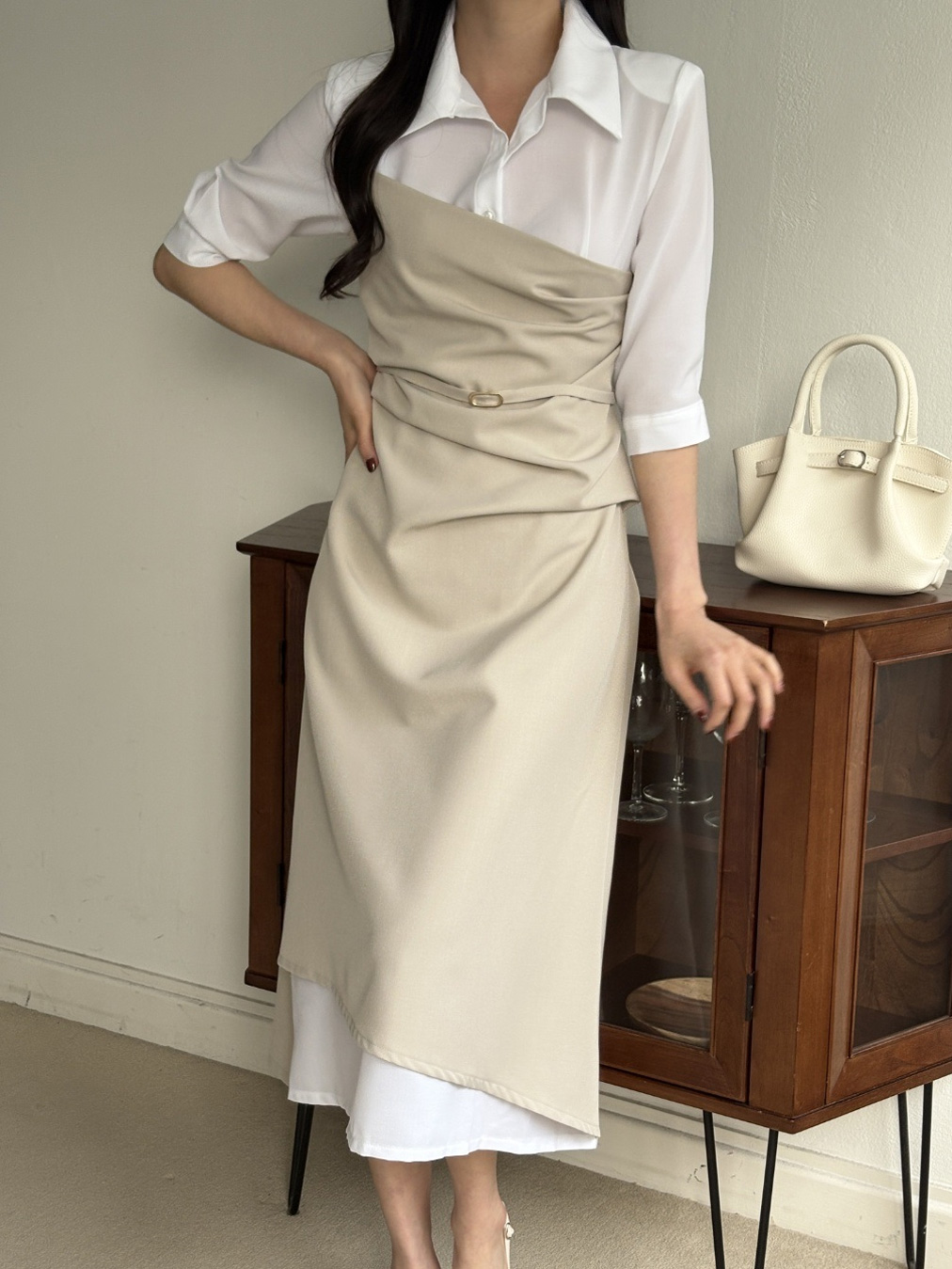 ベルトドレープカラースリット肩パッドレイヤード風ロング7分袖ギャザーワンピース | 詳細画像10