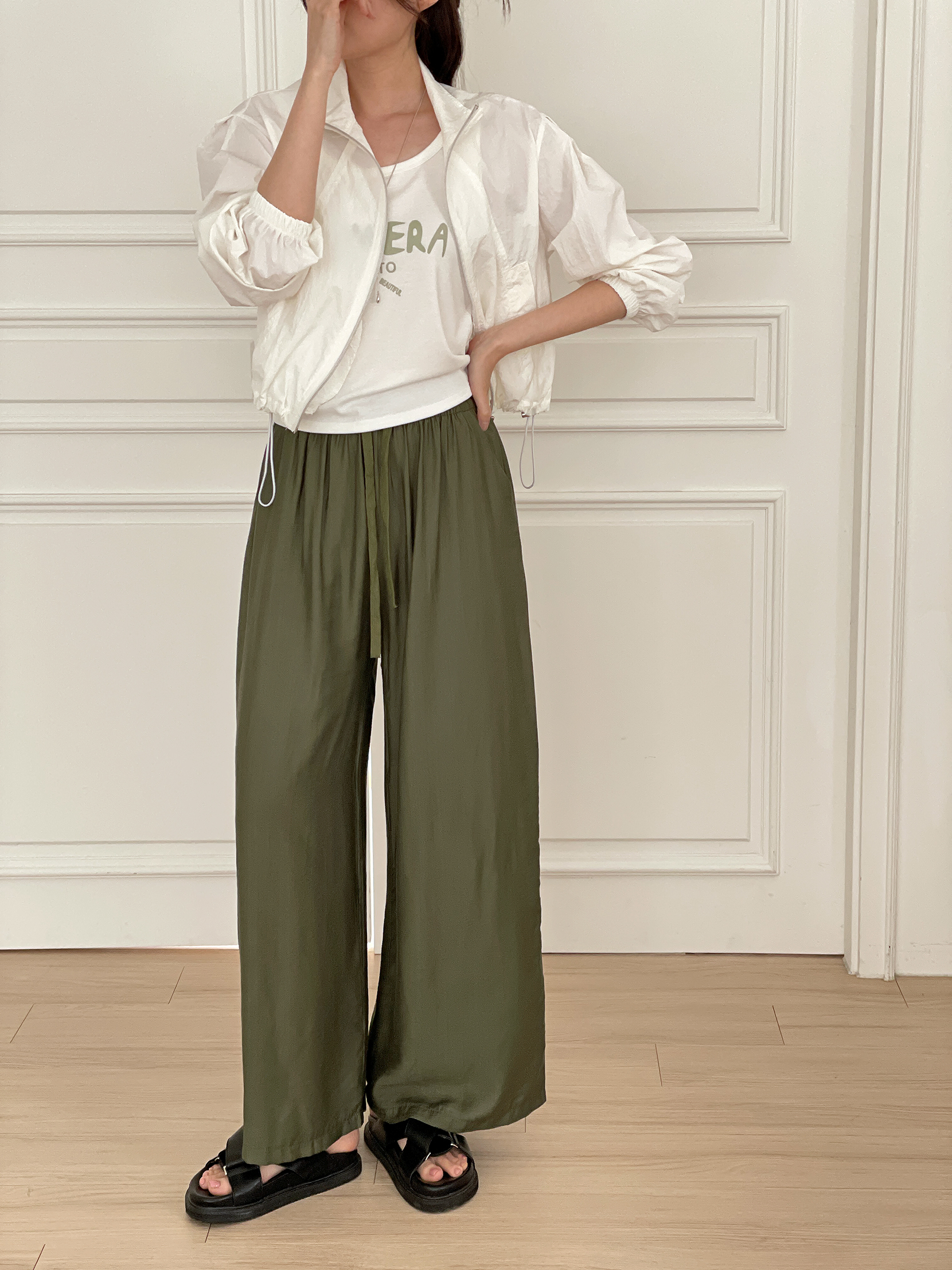 クールドローストリングポケットウエストゴム8分丈パンツ | 詳細画像10