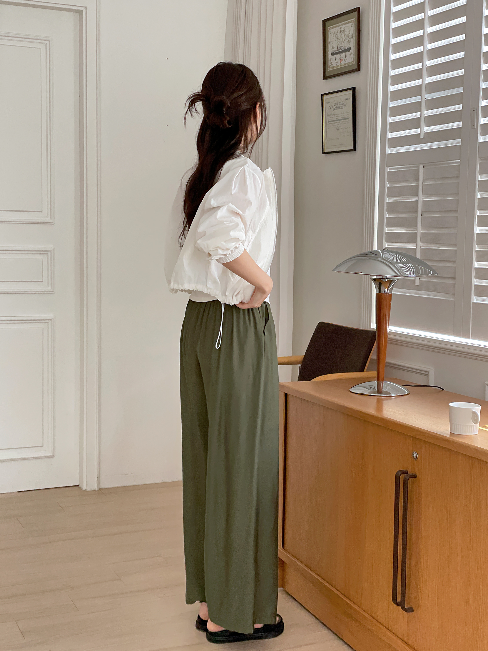 クールドローストリングポケットウエストゴム8分丈パンツ | 詳細画像11