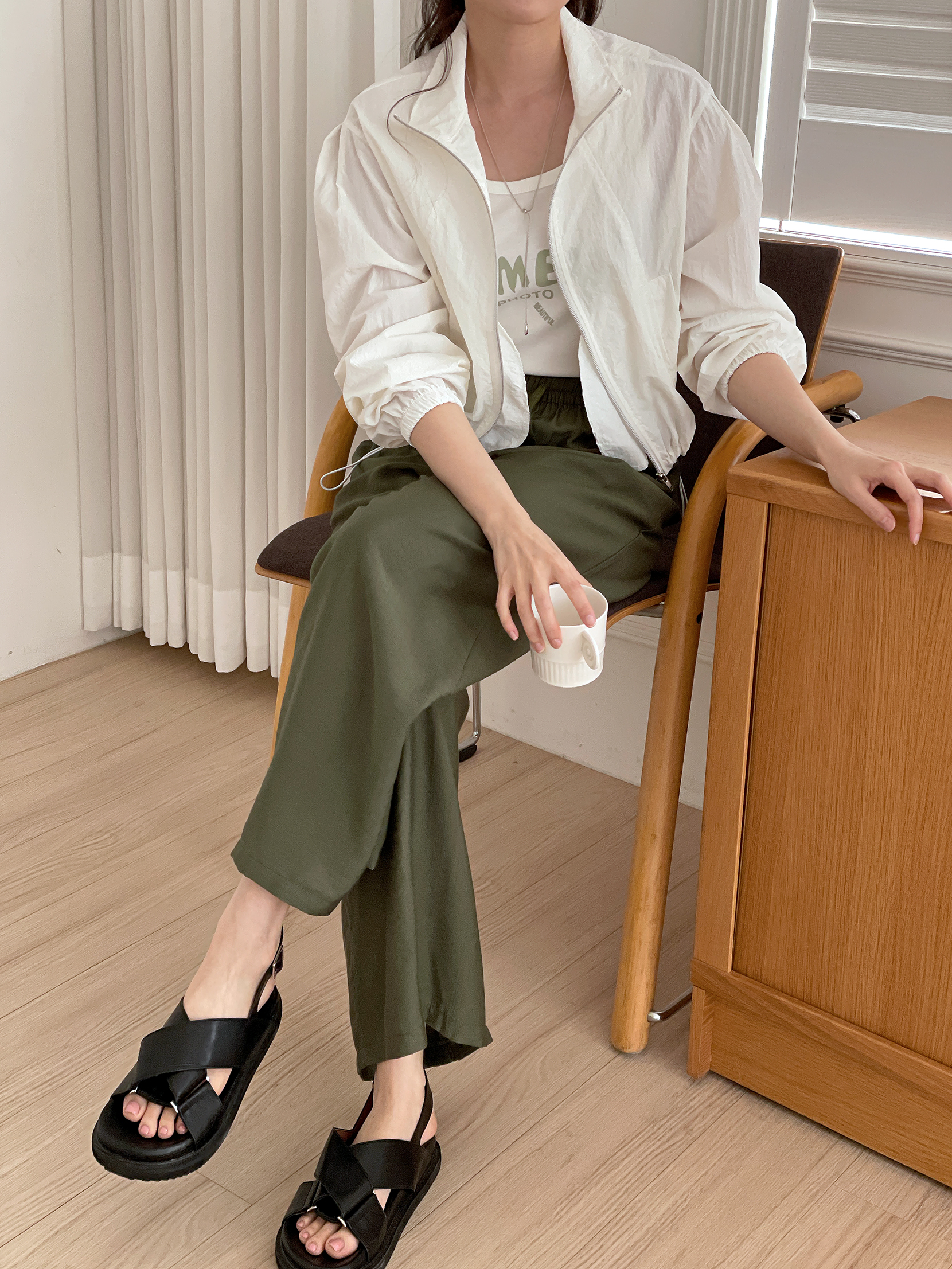 クールドローストリングポケットウエストゴム8分丈パンツ | 詳細画像16