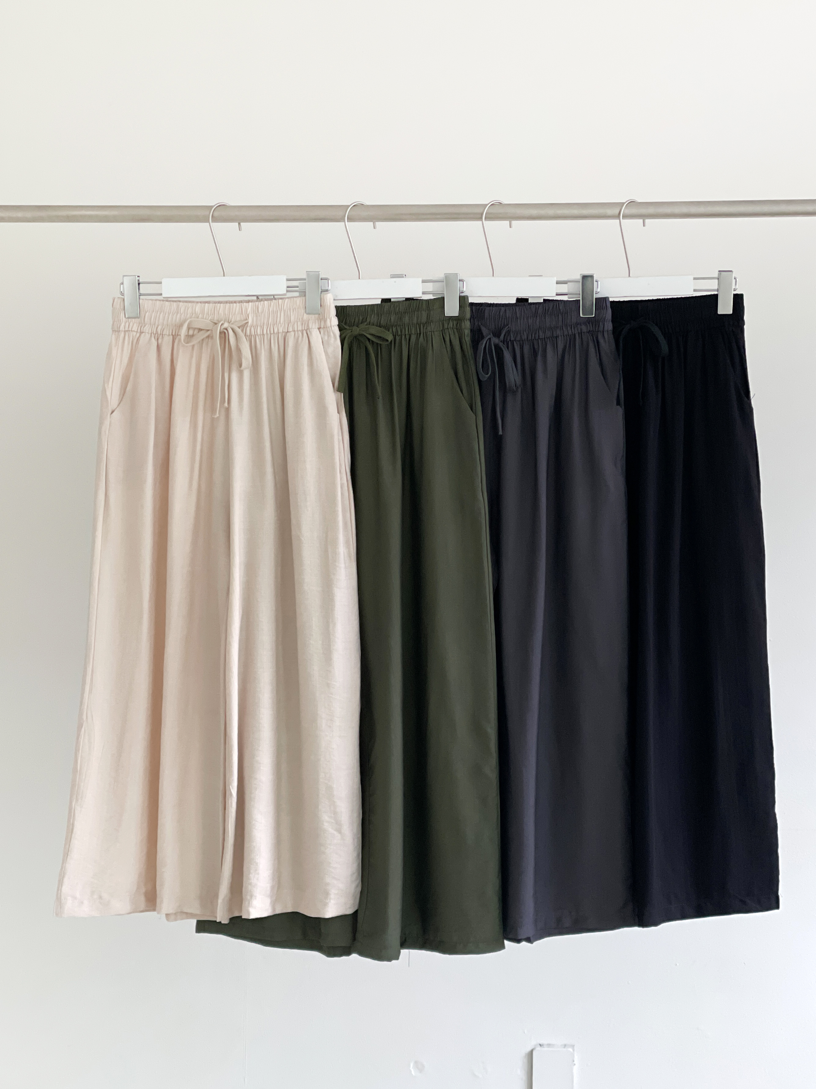 クールドローストリングポケットウエストゴム8分丈パンツ | 詳細画像19