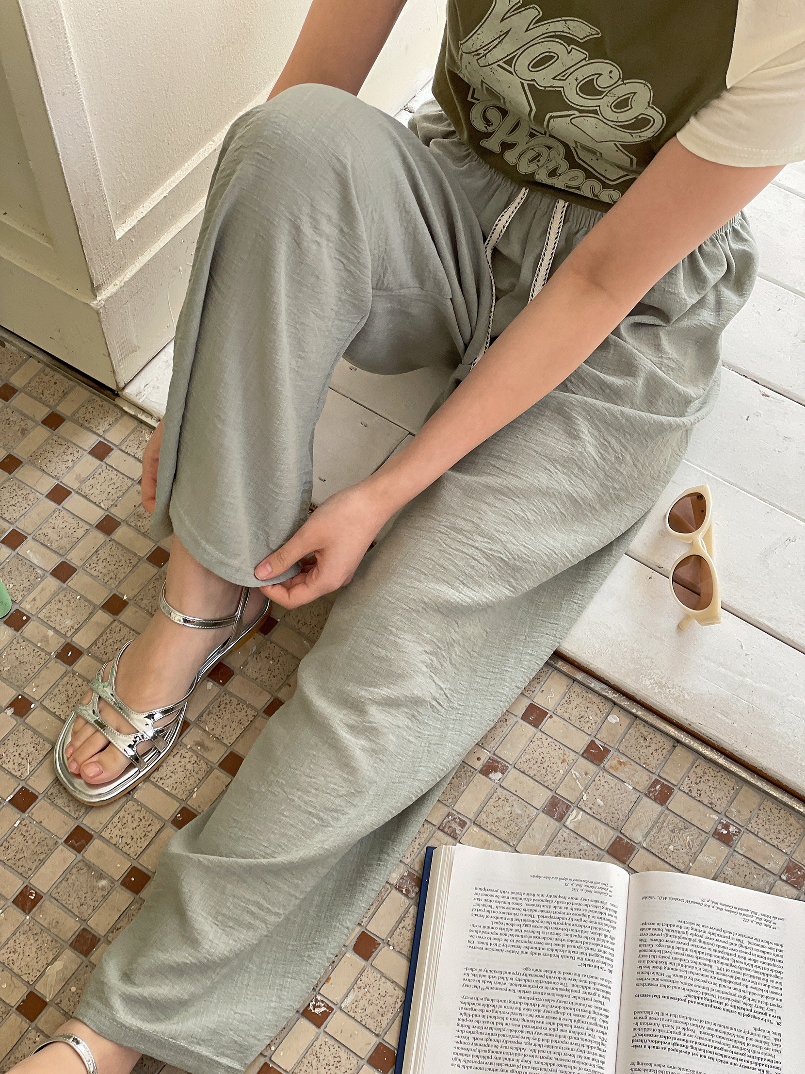 リネン混シャーリングドローストリングウエストゴムロングワイド無地パンツ | 詳細画像14