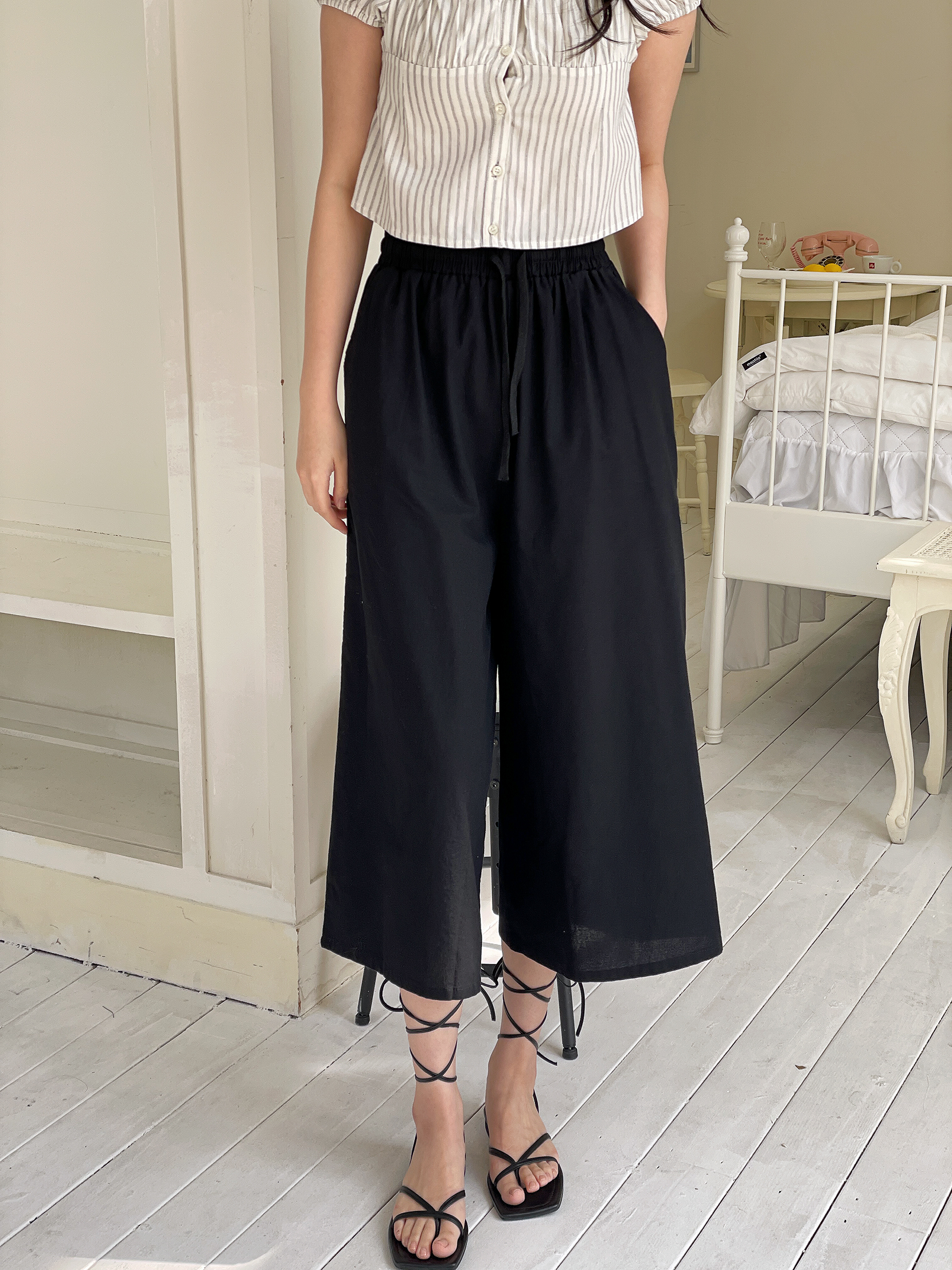 リネン混ドローストリングウエストゴムオーバーサイズボクシーフレアワイドビッグ8分丈無地パンツ | 詳細画像12