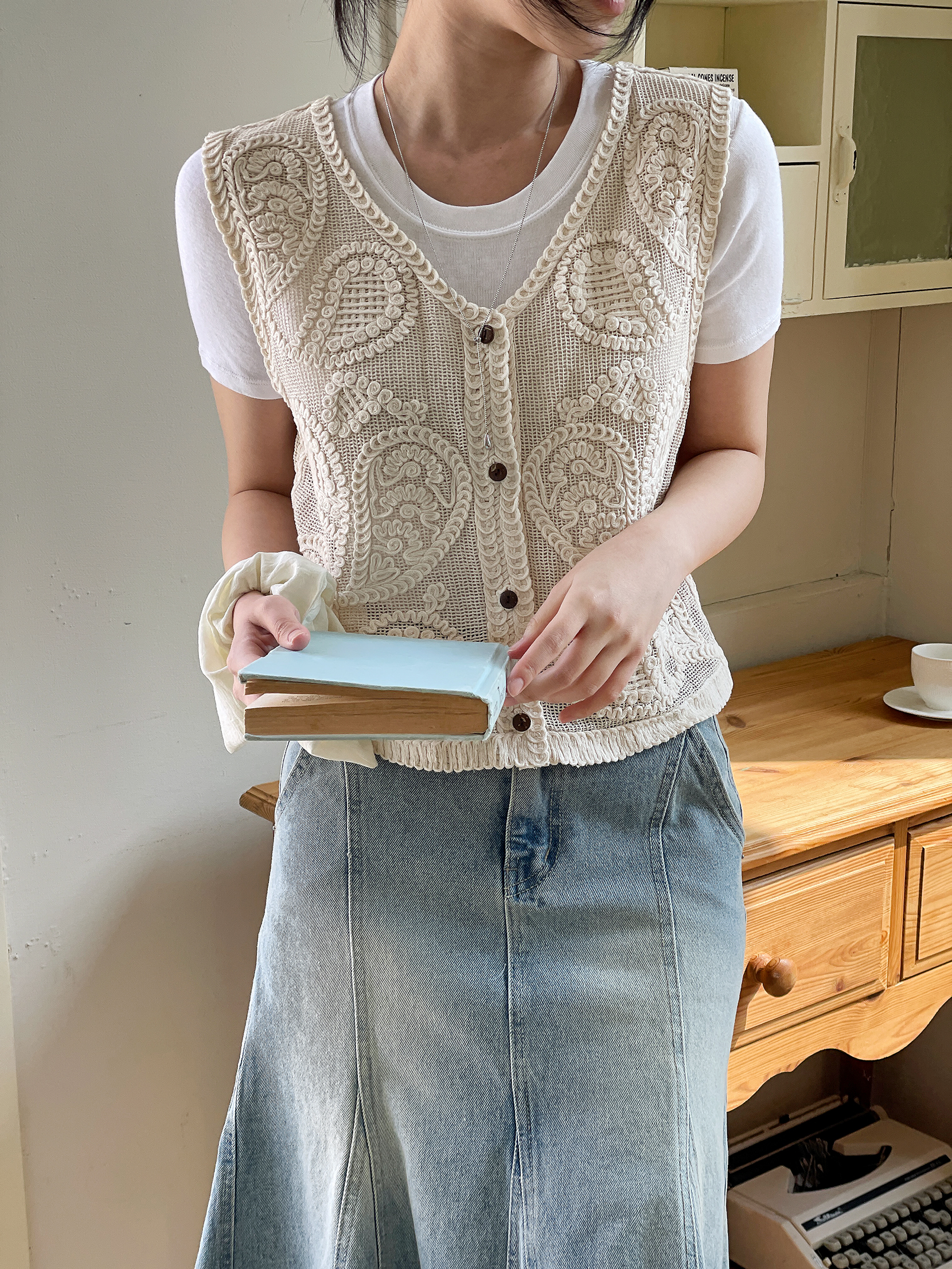 コットンボタンVネッククロシェベスト | 詳細画像10