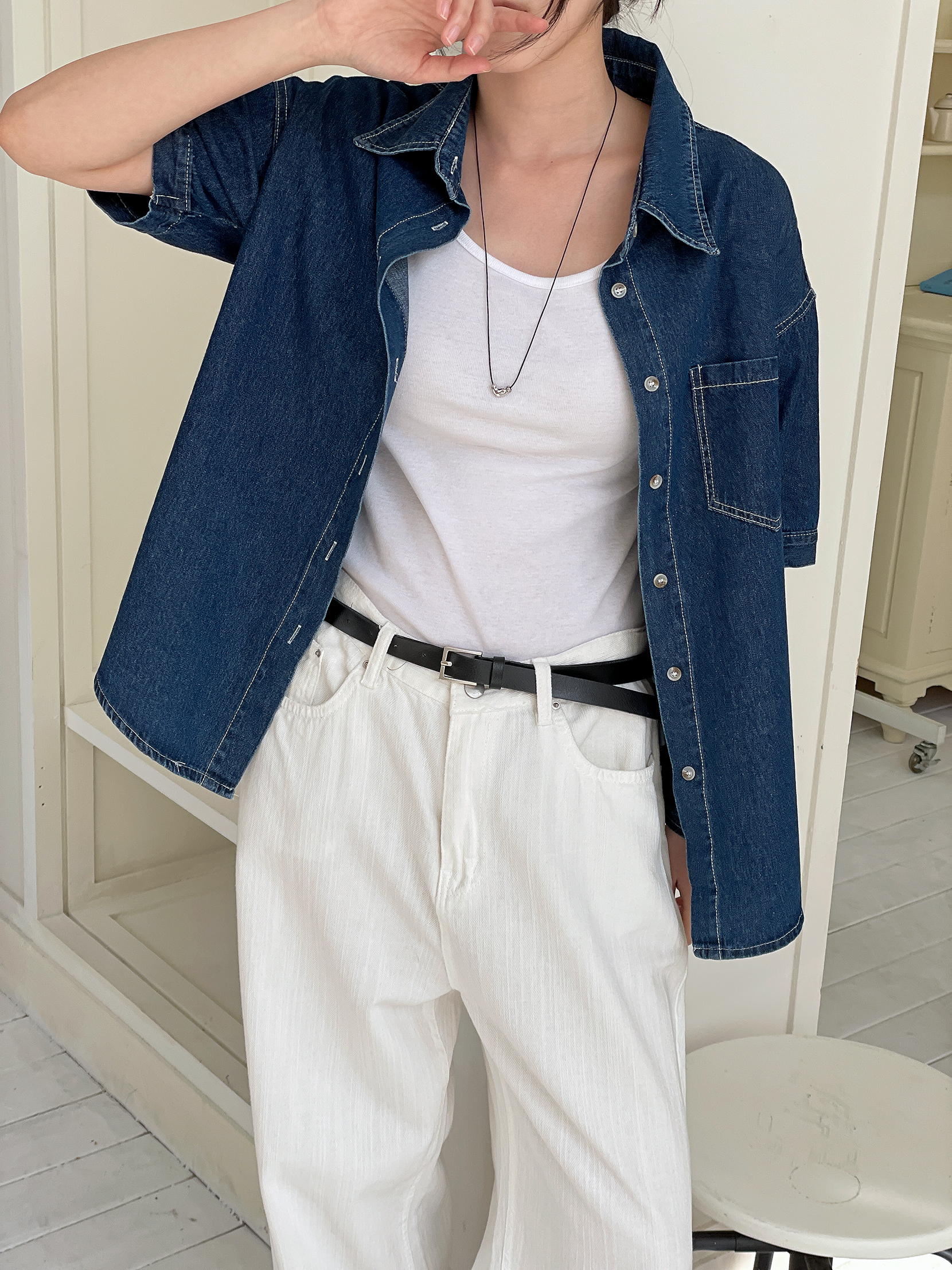 ノンウォッシュデニムボタンカラーオーバーサイズ半袖ハーフドロップショルダーライトブルーディープブルーシャツ | 詳細画像3