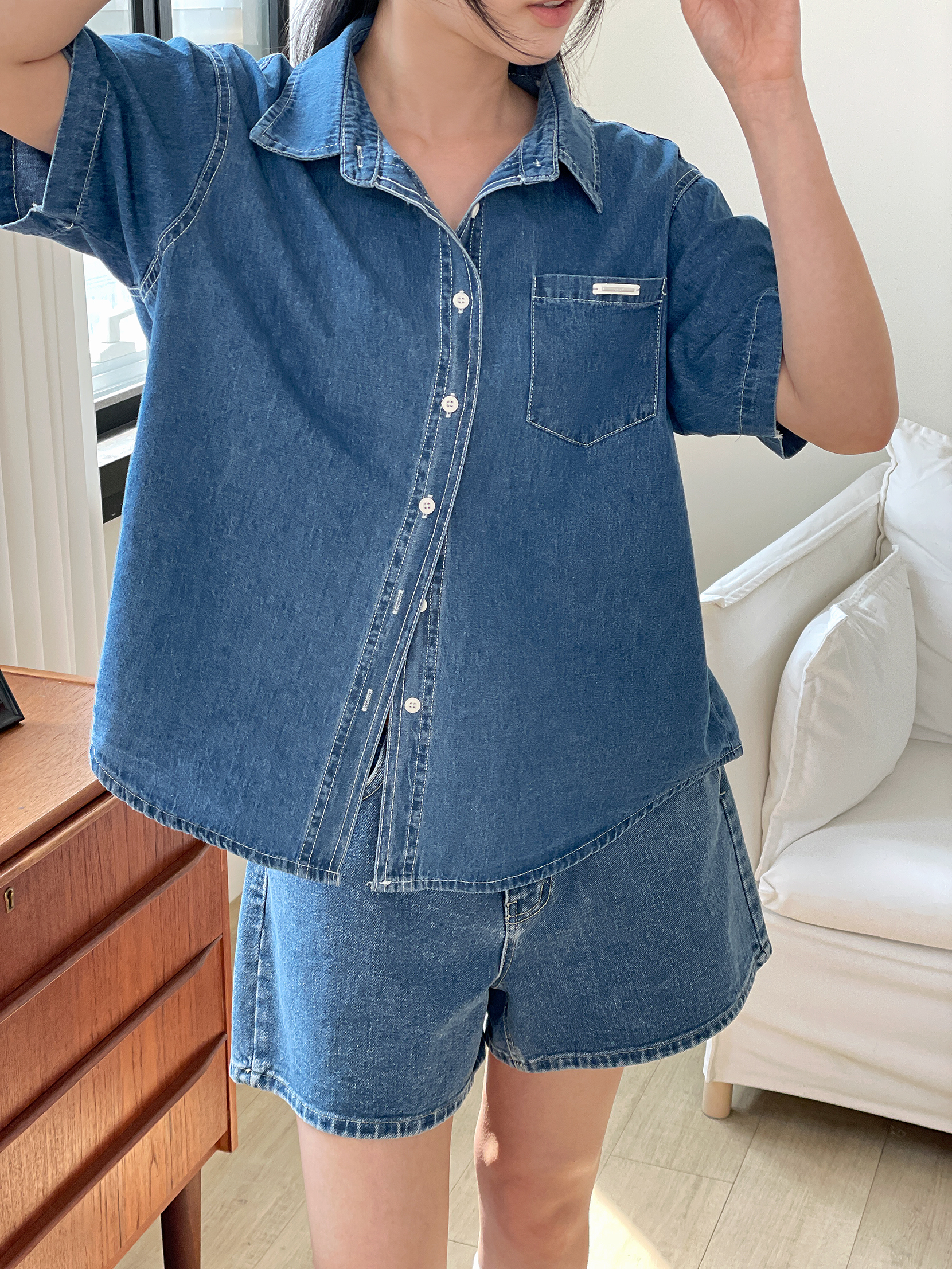 ノンウォッシュデニムボタンオーバーサイズ半袖ワンポケットペンダントライトブルーディープブルーシャツ | 詳細画像7