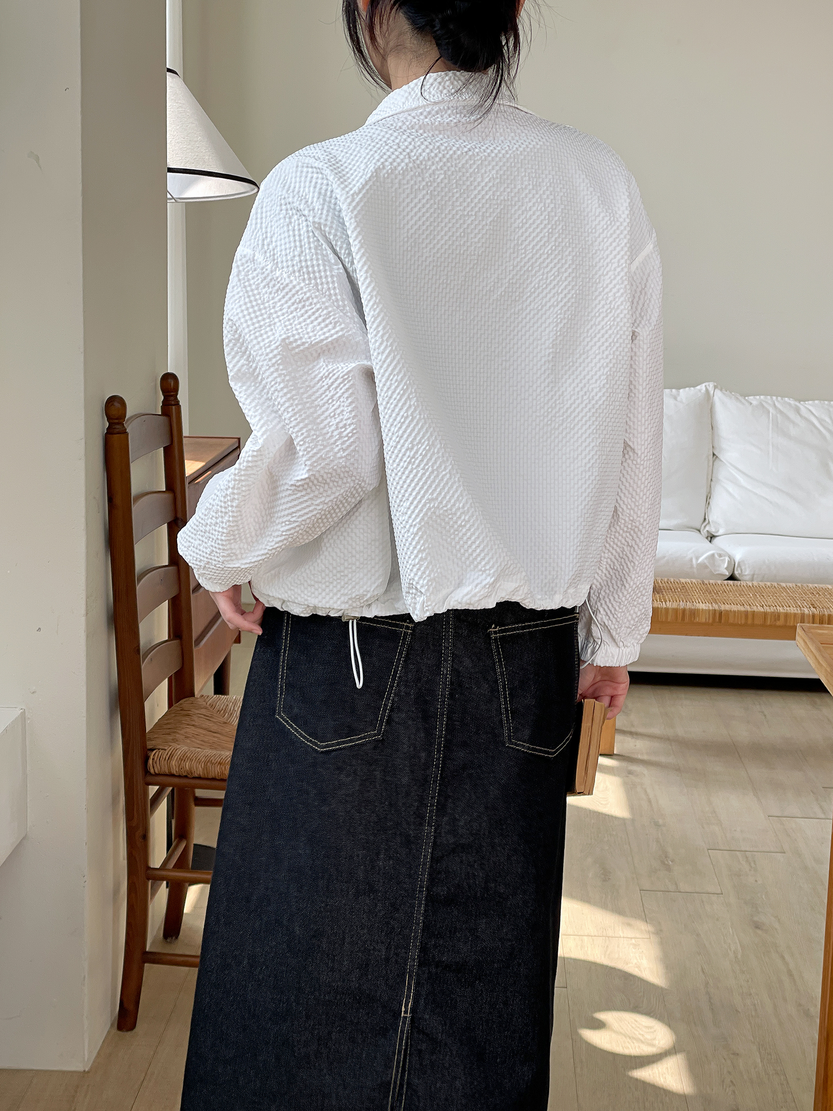 エンボスジップアップハイネックラインルーズ長袖フラップポケットドロップショルダージャンパー | 詳細画像7