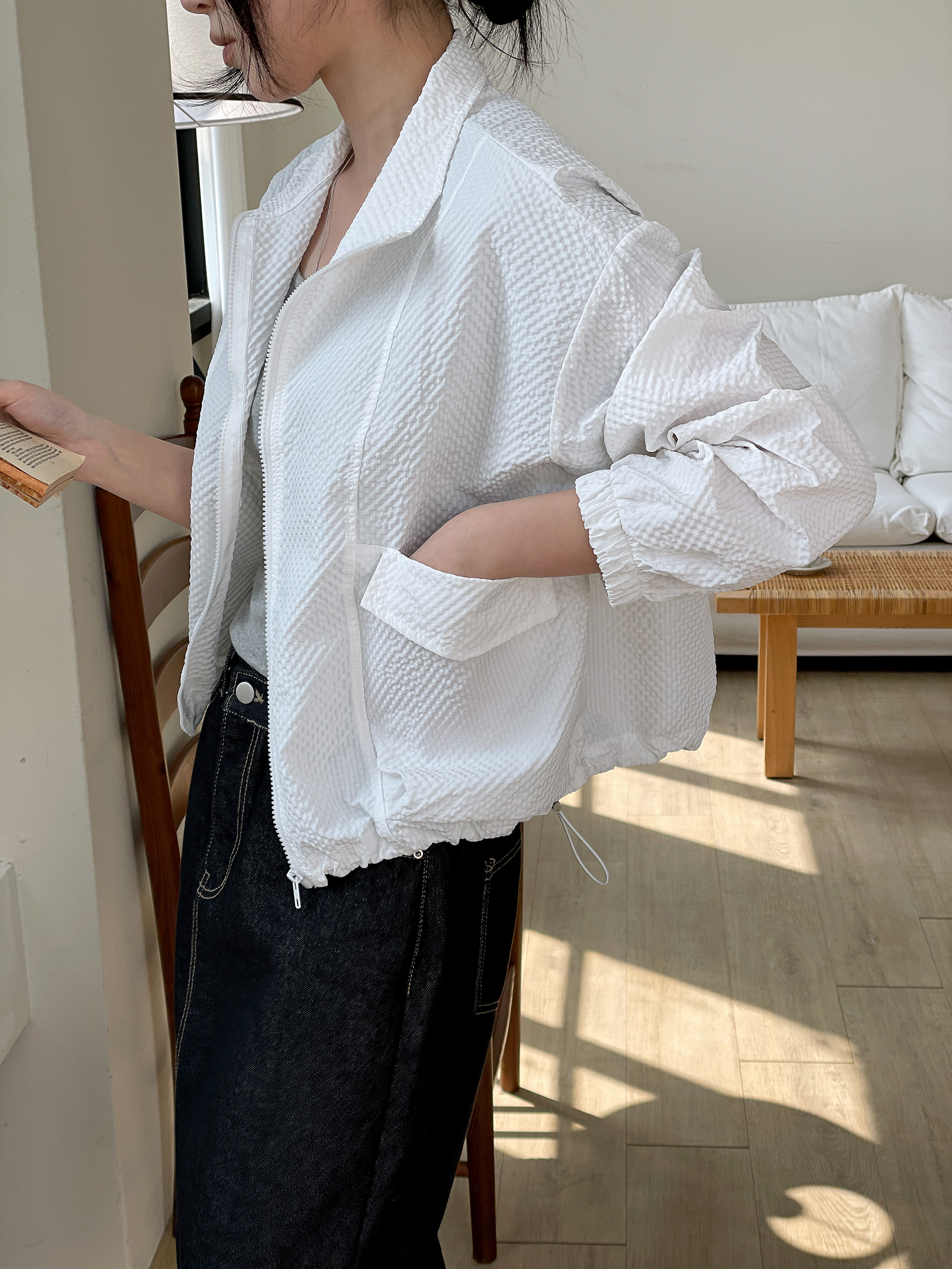 エンボスジップアップハイネックラインルーズ長袖フラップポケットドロップショルダージャンパー | 詳細画像9