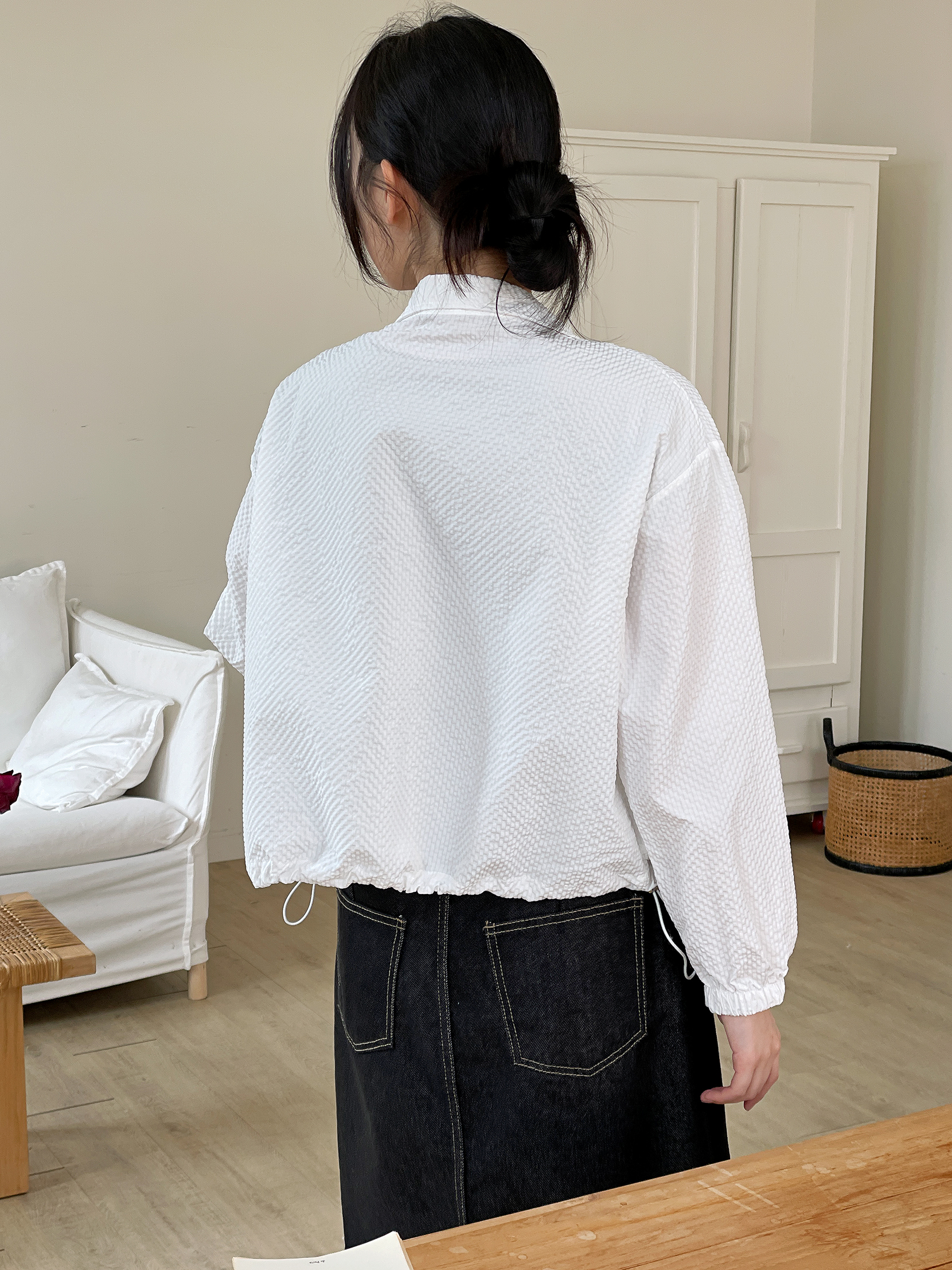 エンボスジップアップハイネックラインルーズ長袖フラップポケットドロップショルダージャンパー | 詳細画像15