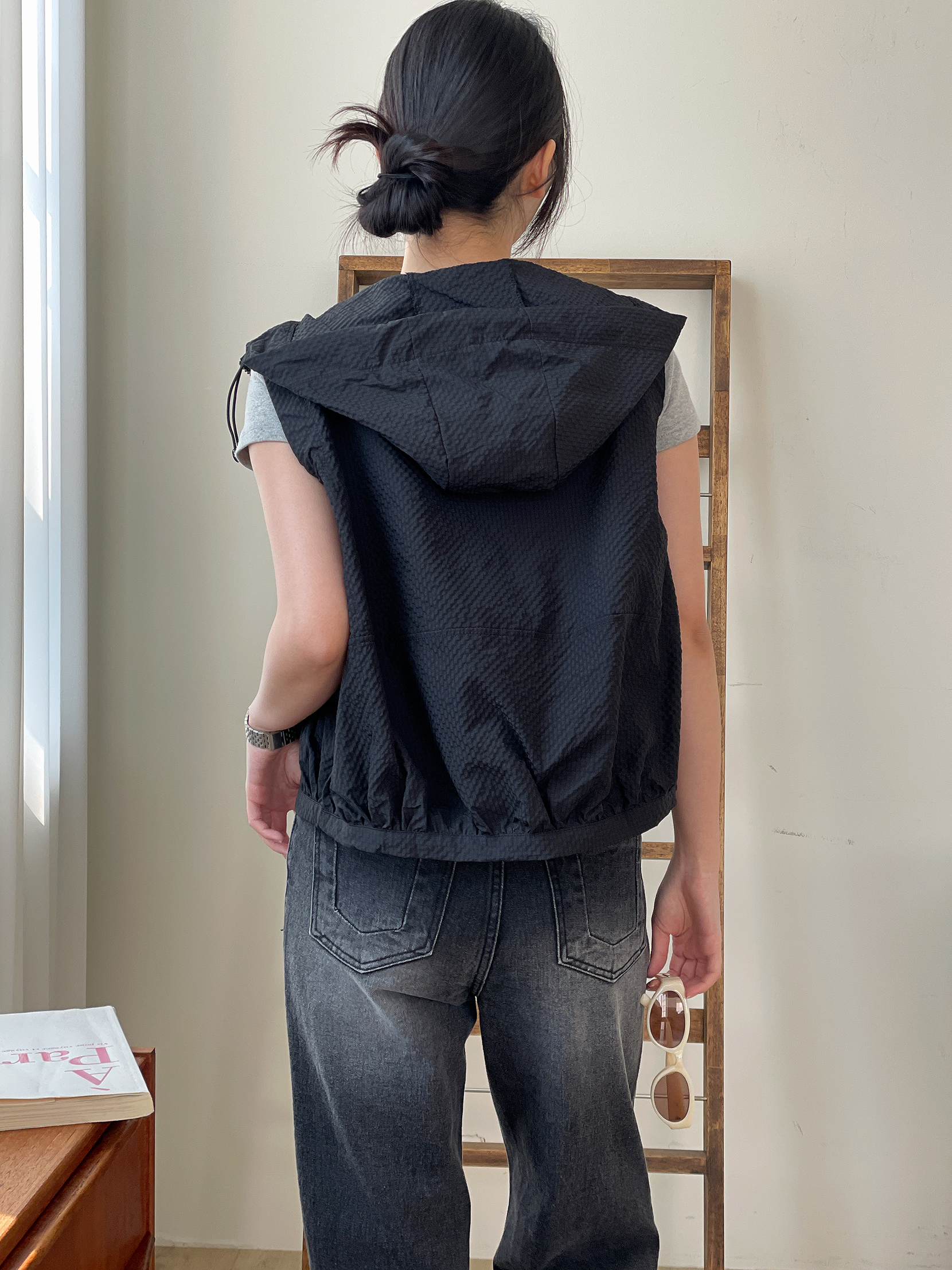 ジップアップフードポケットドローコードルーズエンボスジャンパーベスト | 詳細画像8