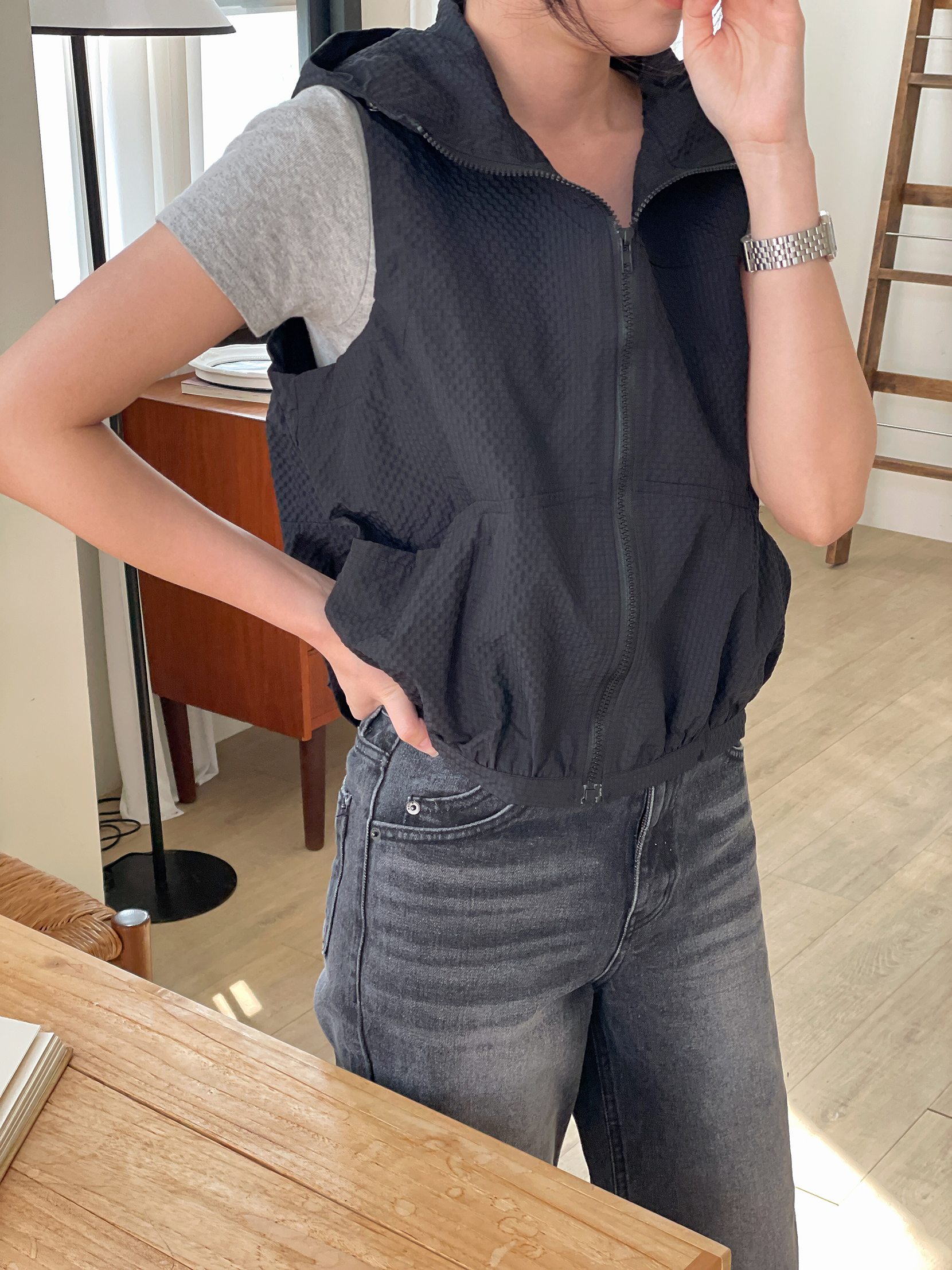 ジップアップフードポケットドローコードルーズエンボスジャンパーベスト | 詳細画像18