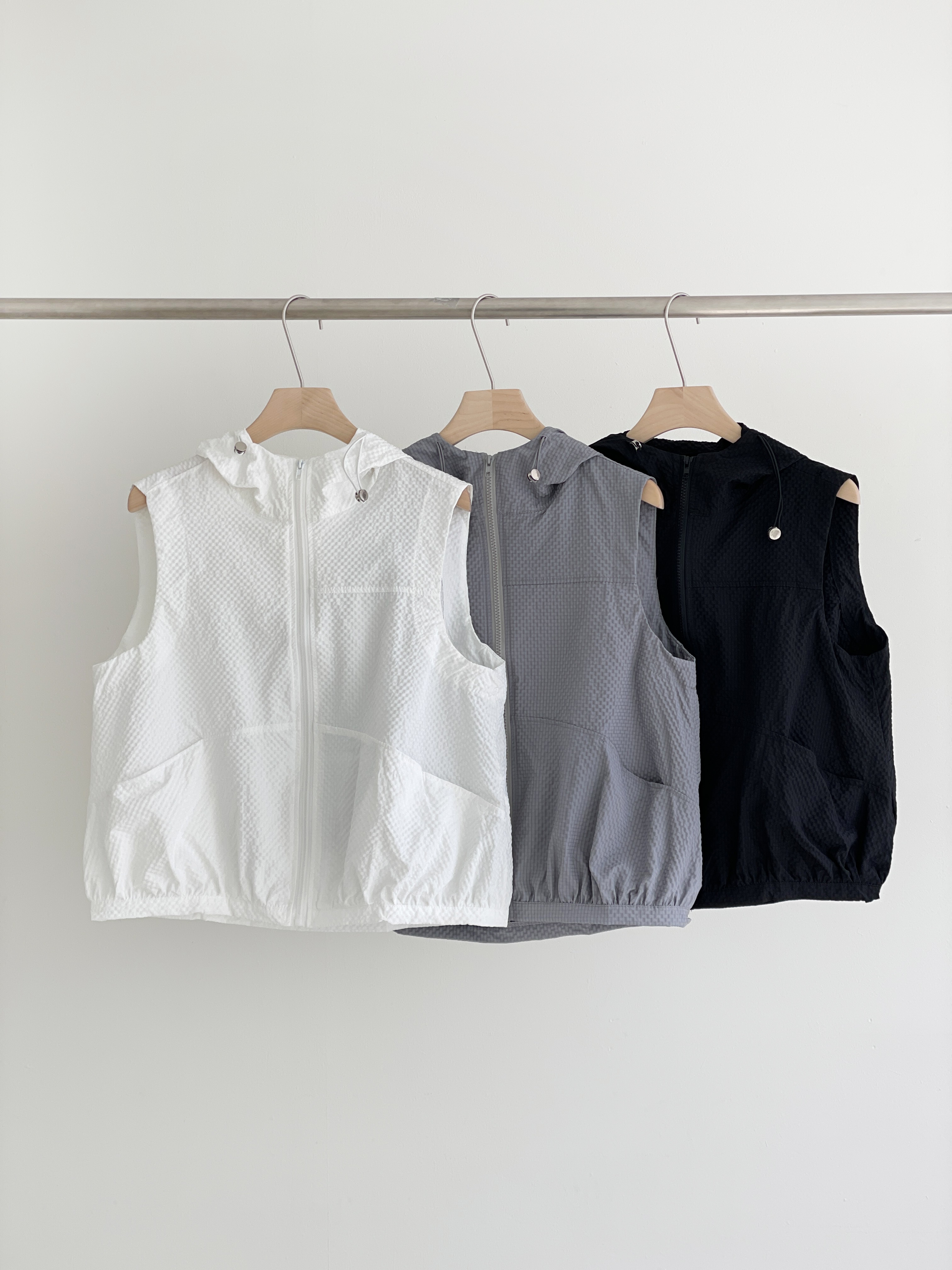 ジップアップフードポケットドローコードルーズエンボスジャンパーベスト | 詳細画像19