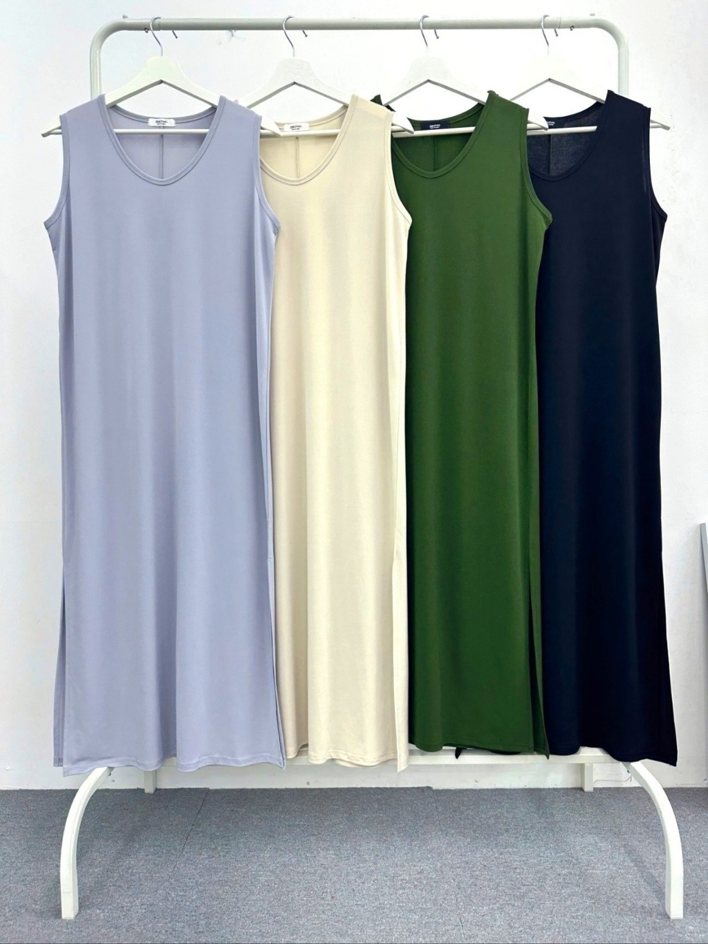 VネックスリットマキシHライン(ロング丈)無地ワンピースノースリワンピース | 詳細画像19