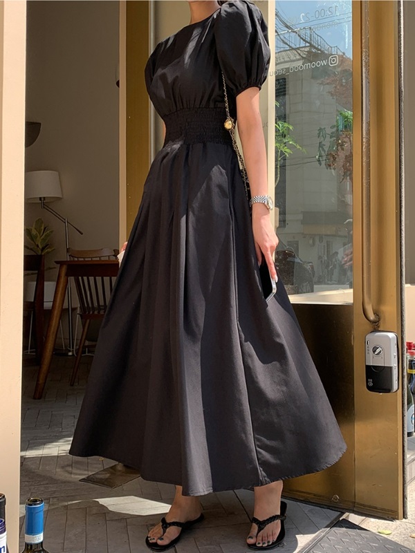 ラウンドネックシャーリングウエストゴムパフスリーブロング半袖フレアAライン無地ワンピース | 詳細画像4