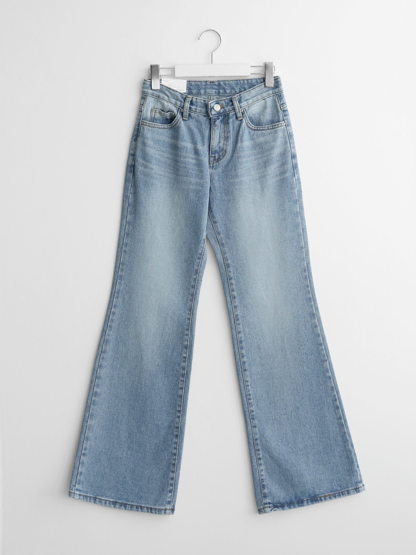 デニムジップアップバックルウォッシングポケットローライズスリムループバックポケットブーツカットライトブルーデニムパンツ | 詳細画像3