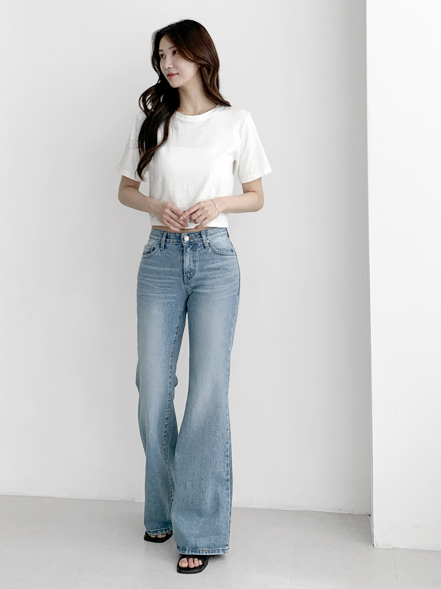 デニムジップアップバックルウォッシングポケットローライズスリムループバックポケットブーツカットライトブルーデニムパンツ | 詳細画像6