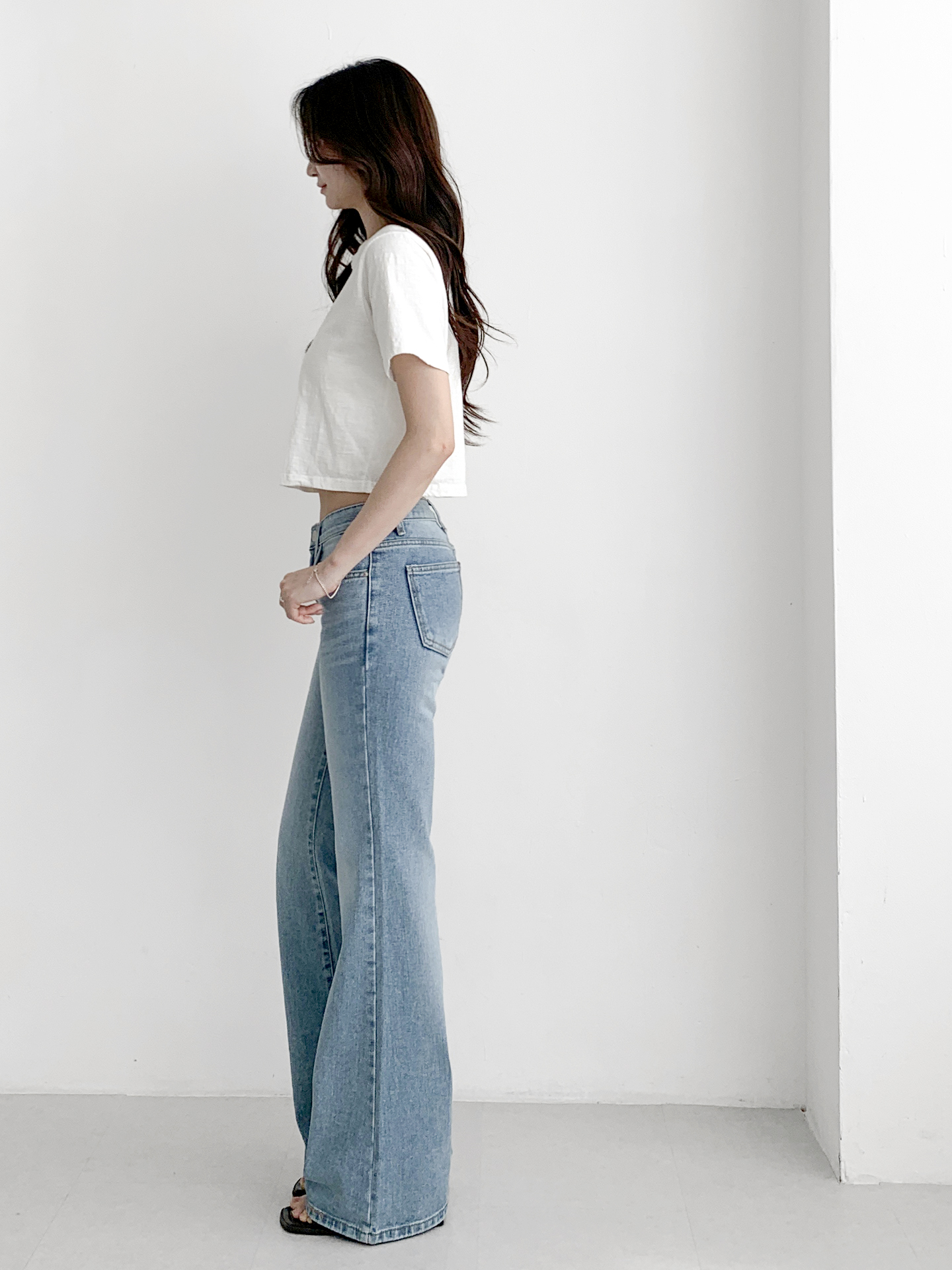 デニムジップアップバックルウォッシングポケットローライズスリムループバックポケットブーツカットライトブルーデニムパンツ | 詳細画像10