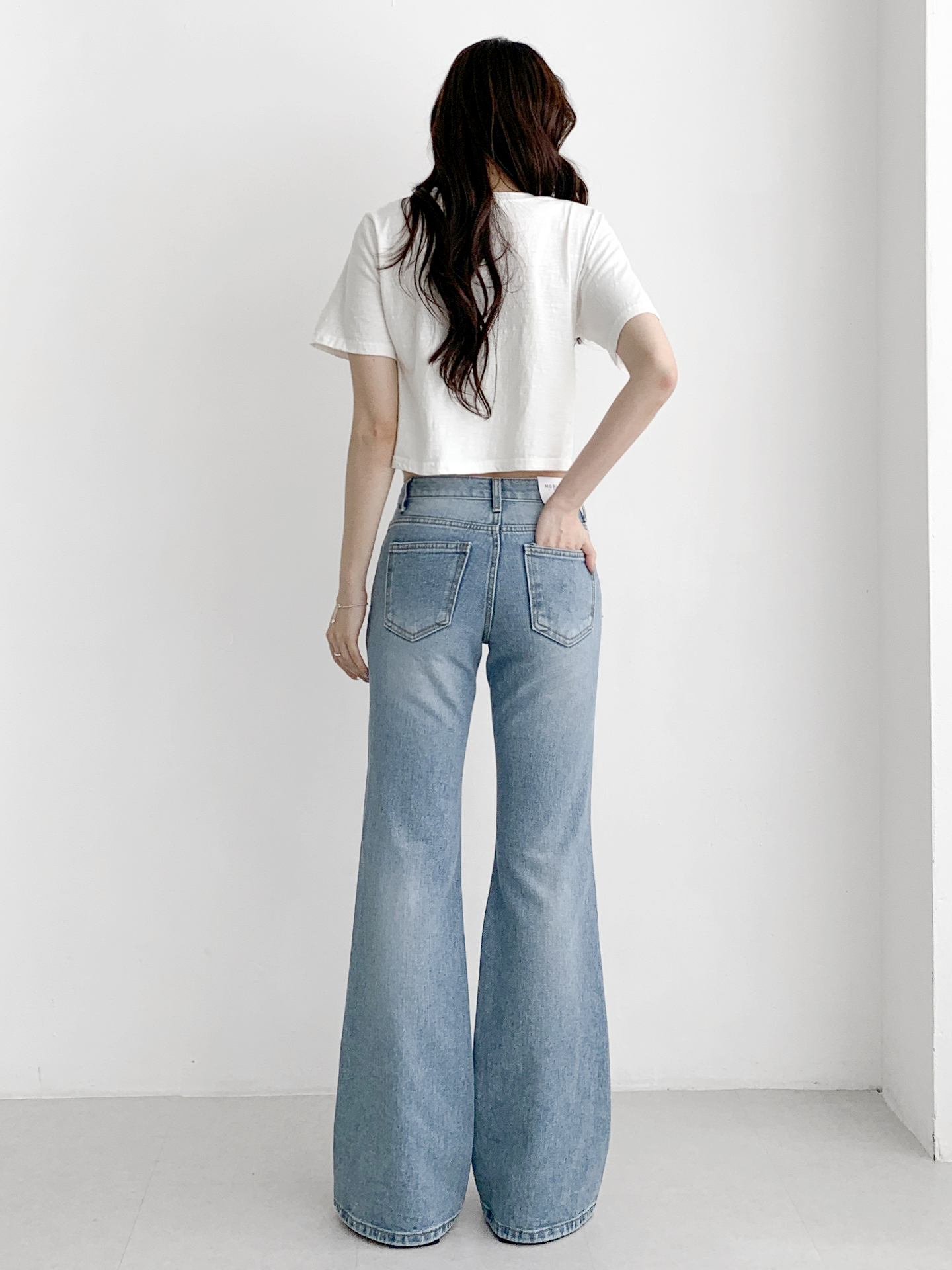 デニムジップアップバックルウォッシングポケットローライズスリムループバックポケットブーツカットライトブルーデニムパンツ | 詳細画像11