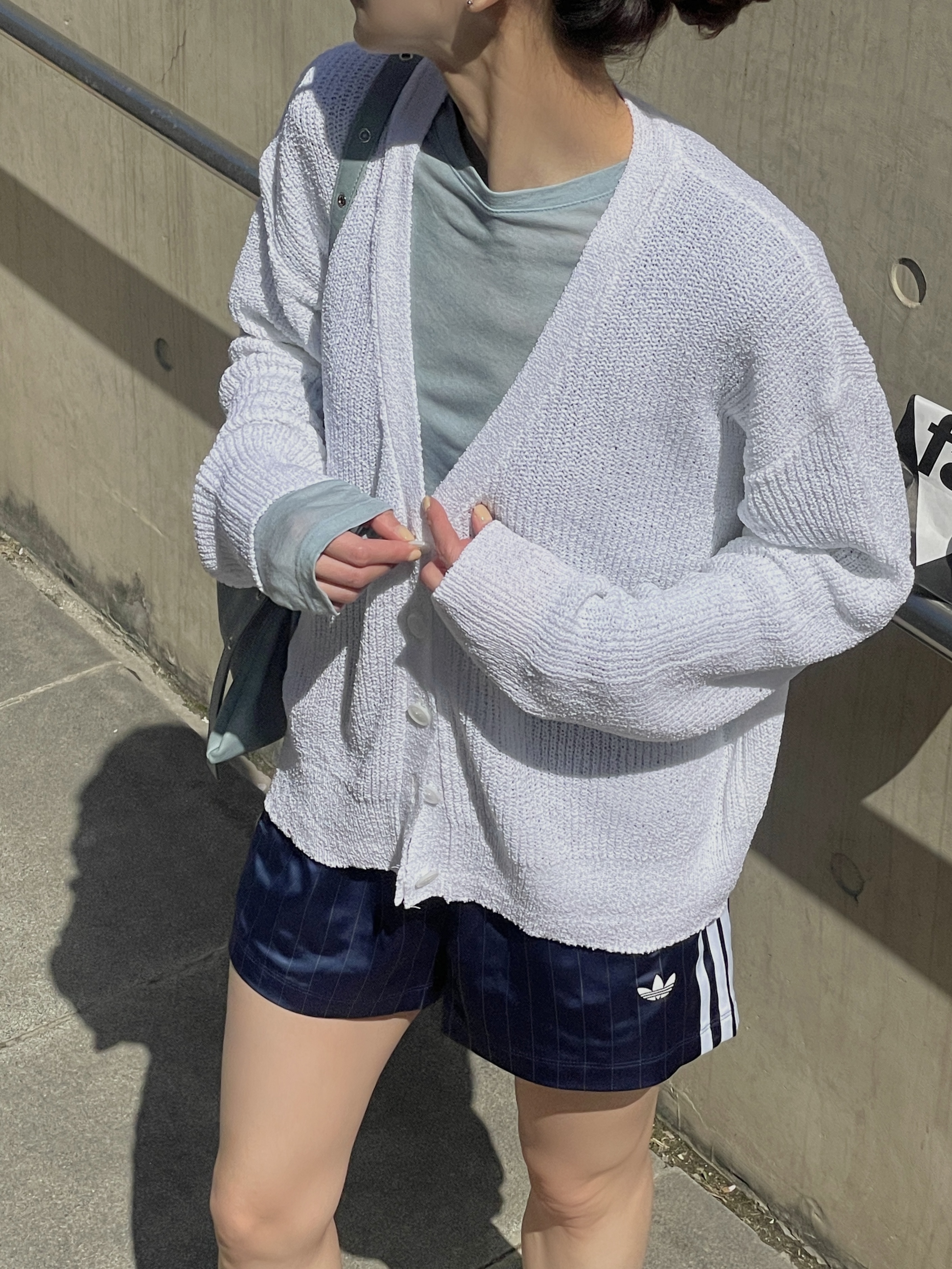 リブアクリルボタンVネックルーズ長袖ドロップショルダー無地カーディガン | 詳細画像4