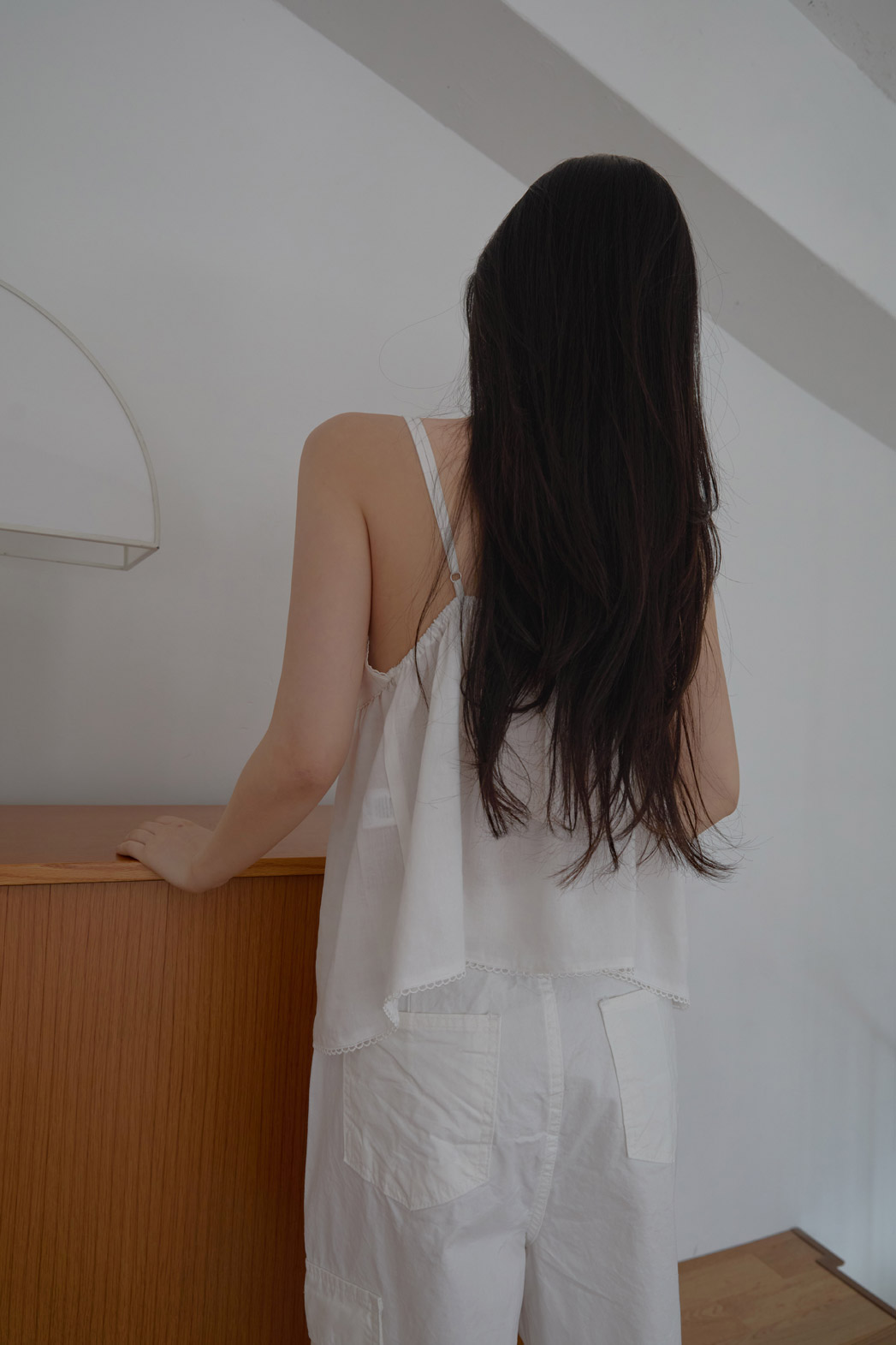 リネン混ラウンドネックドローストリング刺繍セミクロップド刺繍レース無地キャミブラウスSS | 詳細画像15