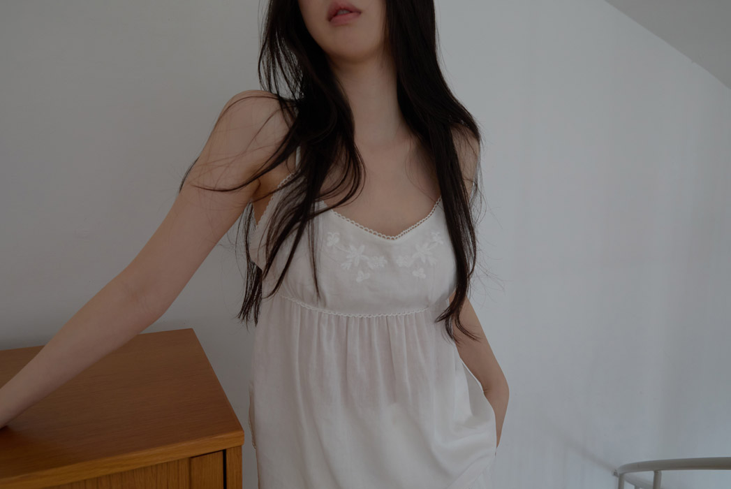 リネン混ラウンドネックドローストリング刺繍セミクロップド刺繍レース無地キャミブラウスSS | 詳細画像10