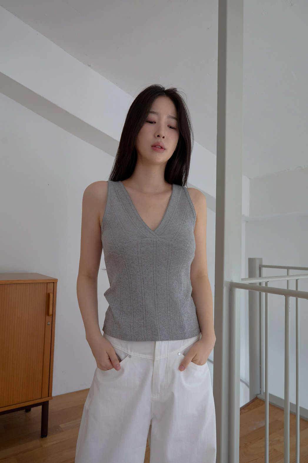 コットンVネックベーシッククロップドレースノースリーブSS | 詳細画像21