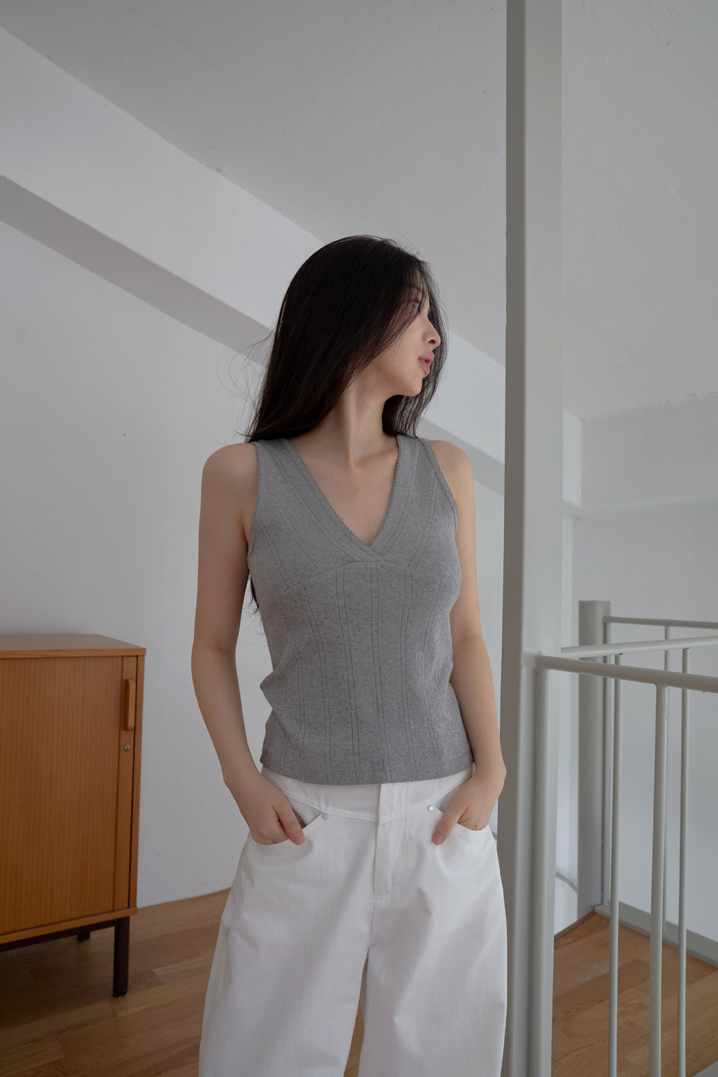 コットンVネックベーシッククロップドレースノースリーブSS | 詳細画像22