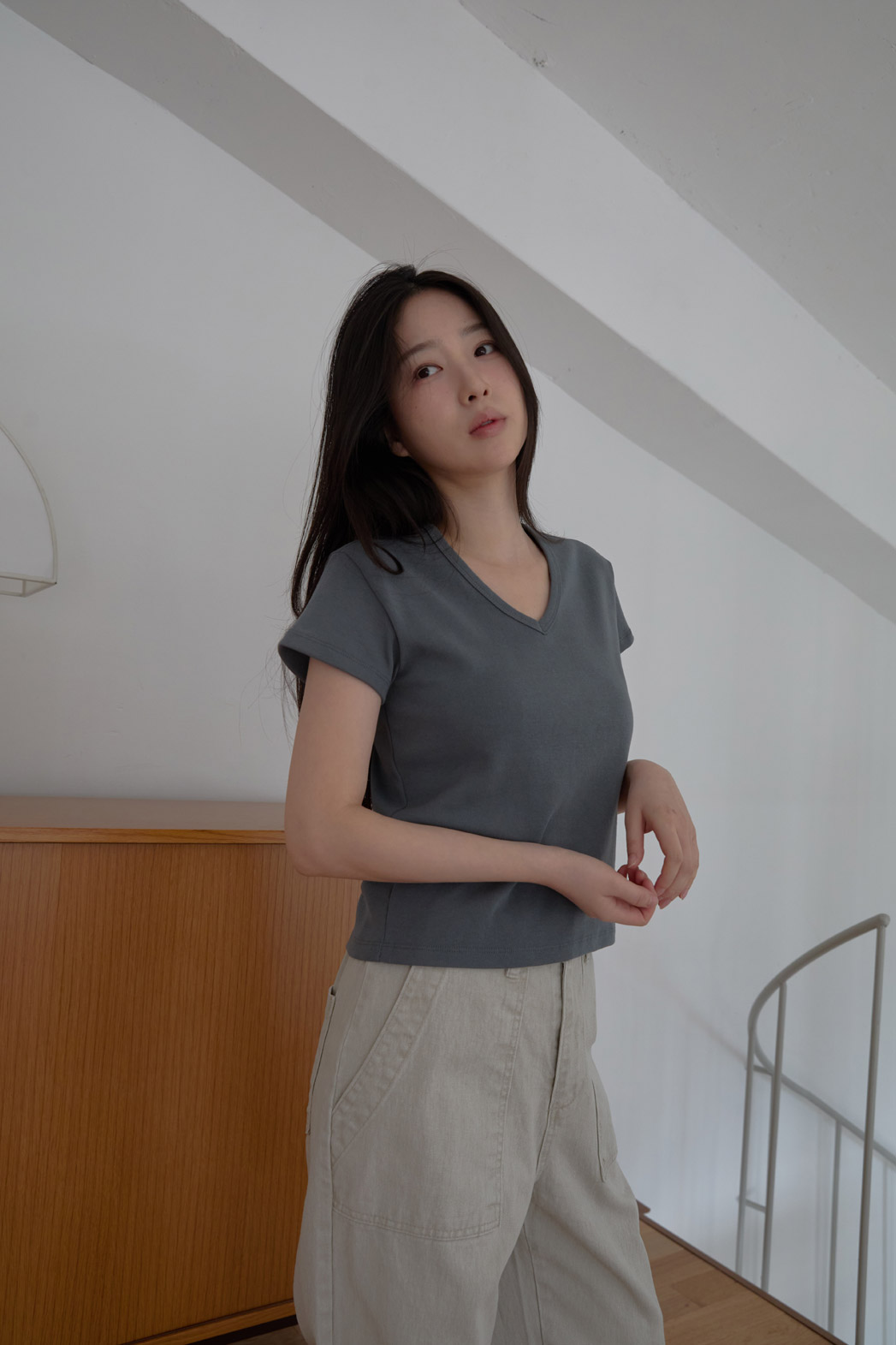 コットンVネッククロップドスリム無地TシャツSS | 詳細画像3