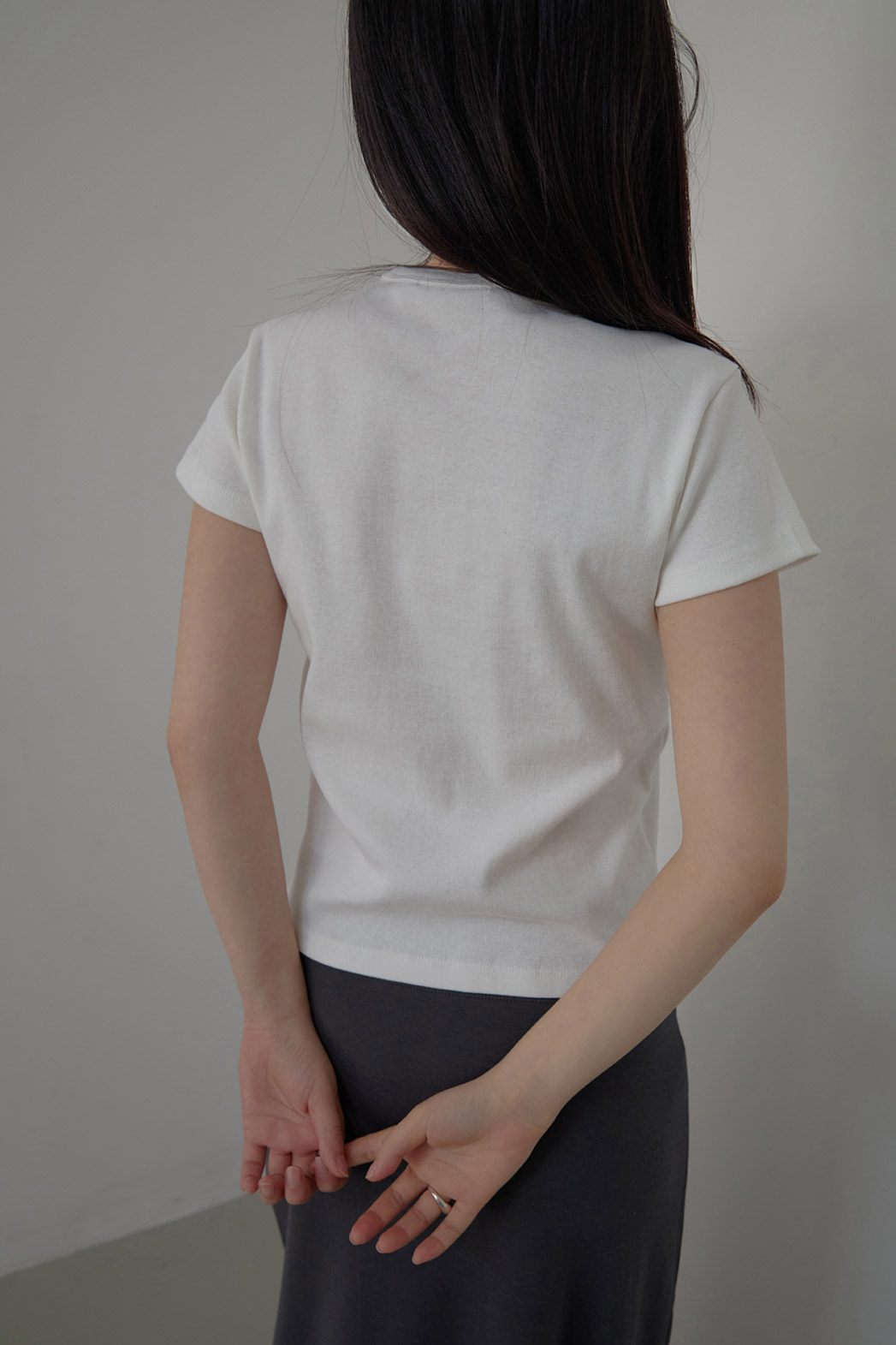 コットンVネッククロップドスリム無地TシャツSS | 詳細画像11