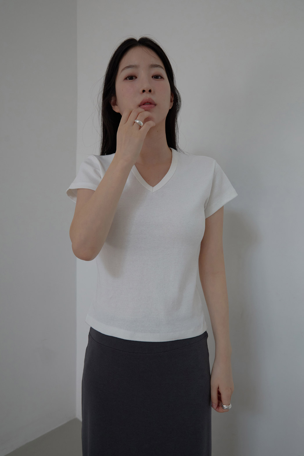 コットンVネッククロップドスリム無地TシャツSS | 詳細画像13