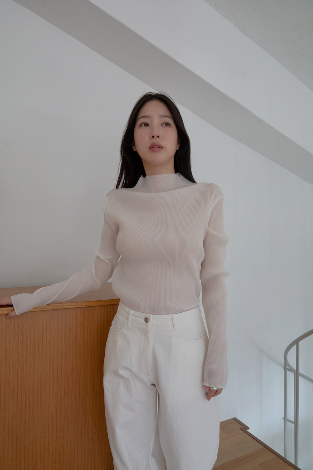 シースルーハイネックプリーツ無地ブラウスSS | 詳細画像9