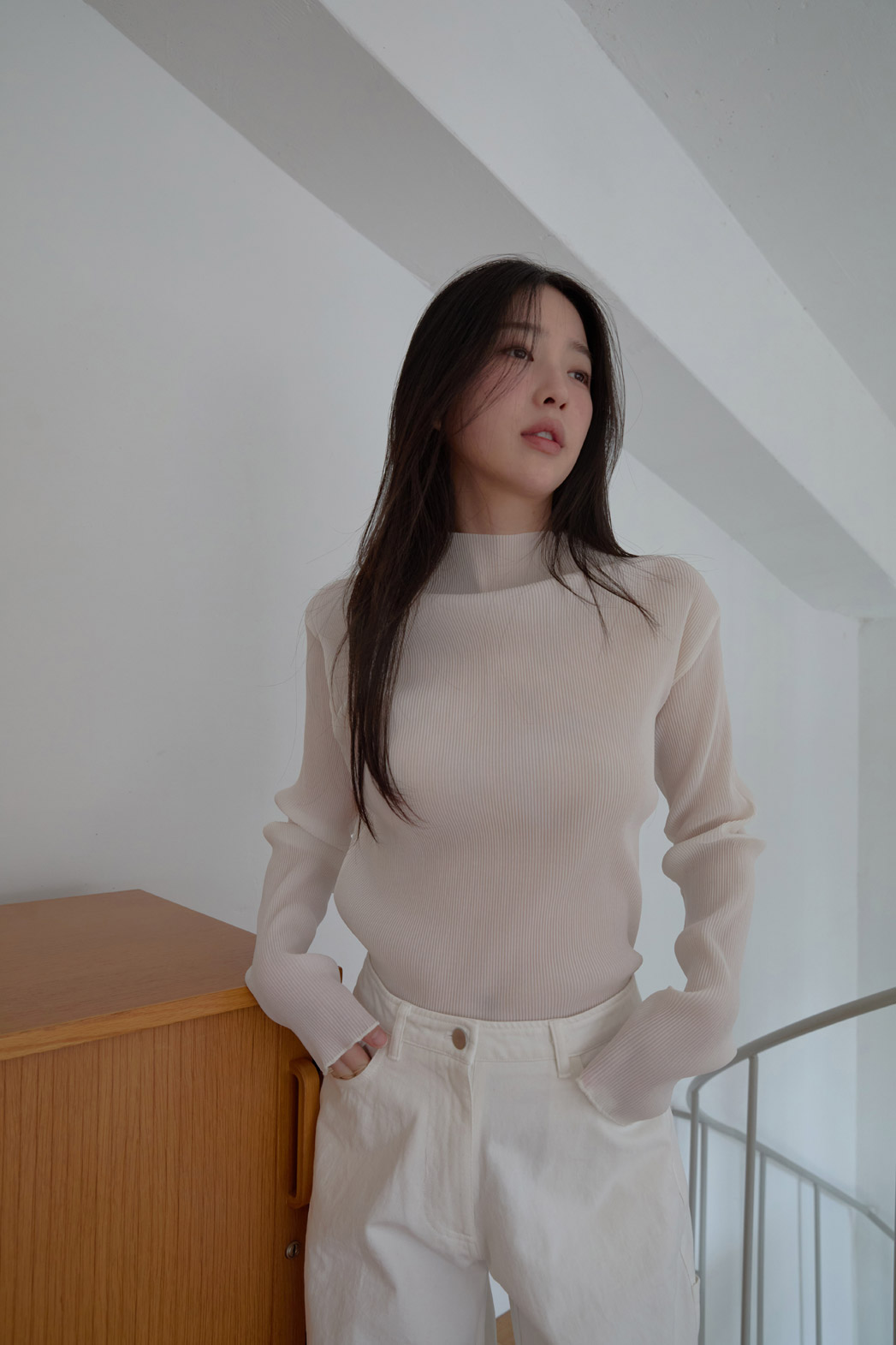 シースルーハイネックプリーツ無地ブラウスSS | 詳細画像16