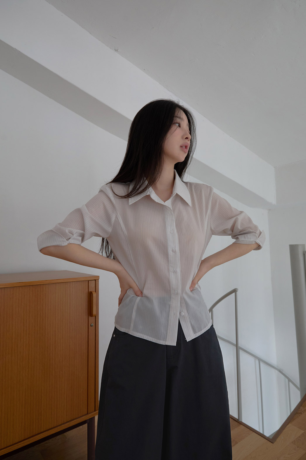 シースルーカラーベーシック7分袖セミクロップドストライプシャツSS | 詳細画像3