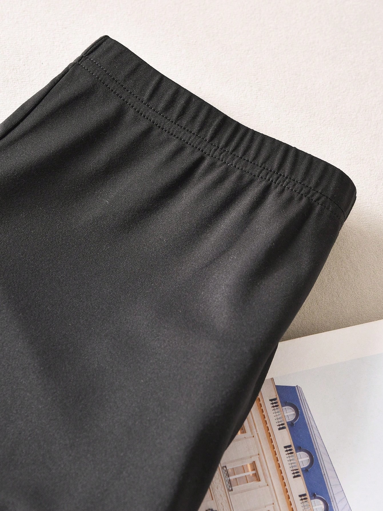 ウエストゴムスリムバミューダ5分丈ショートパンツ | 詳細画像12