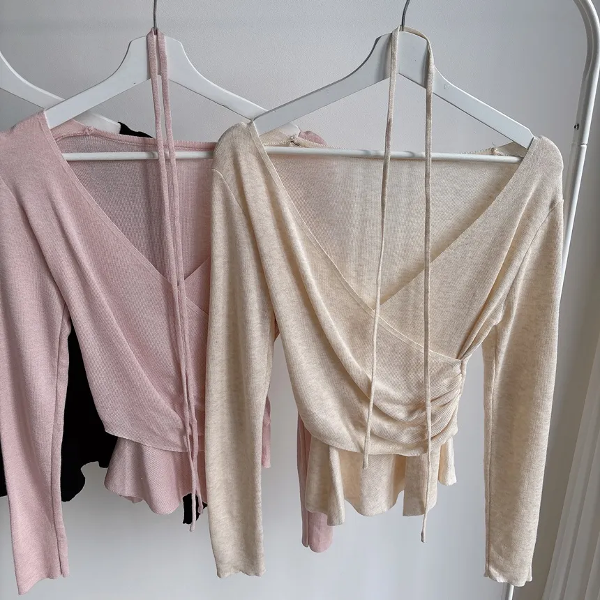 Vネックラップ調アンバランス長袖ニット | mirangmirang | 詳細画像40