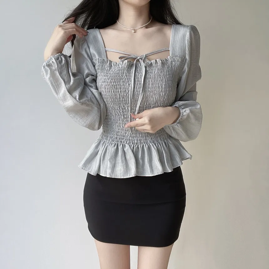 スクエアネックシャーリングドローストリングフリルブラウス | mirangmirang | 詳細画像27