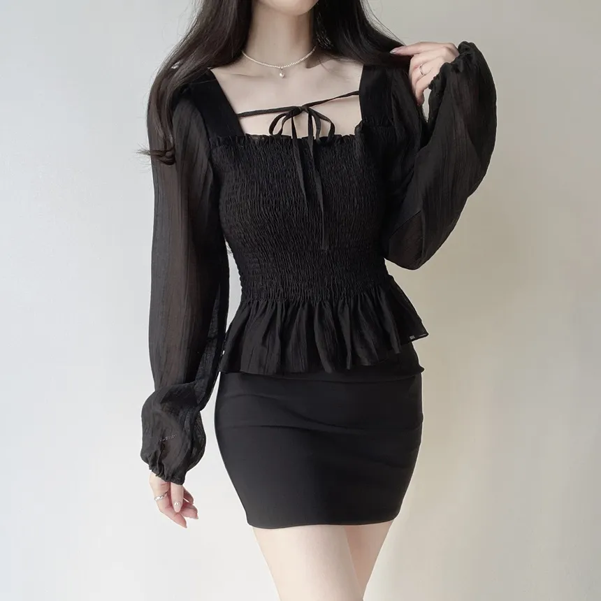 スクエアネックシャーリングドローストリングフリルブラウス | mirangmirang | 詳細画像29