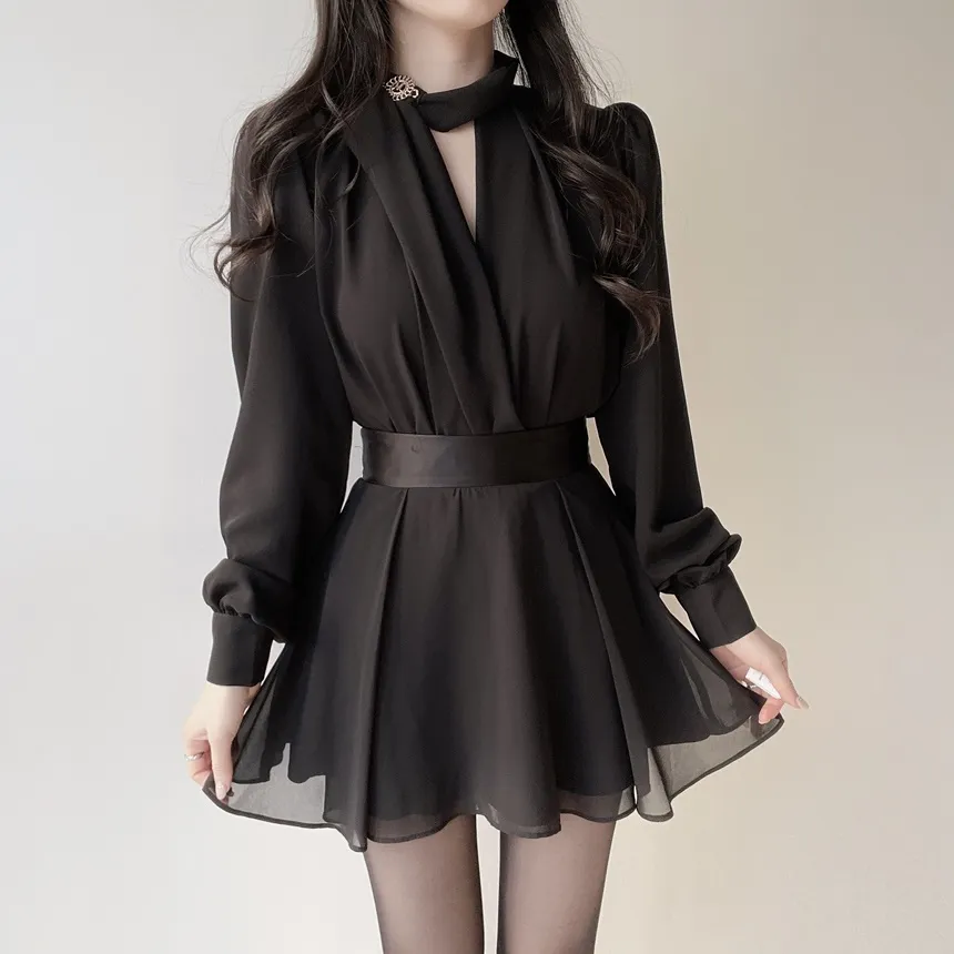 ドレープVネックパフスリーブブラウス | mirangmirang | 詳細画像9